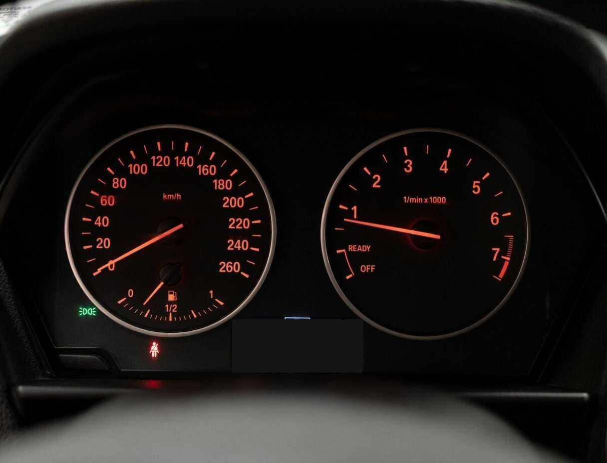 BMW 1 серии 2012 года с пробегом. Фото: #8