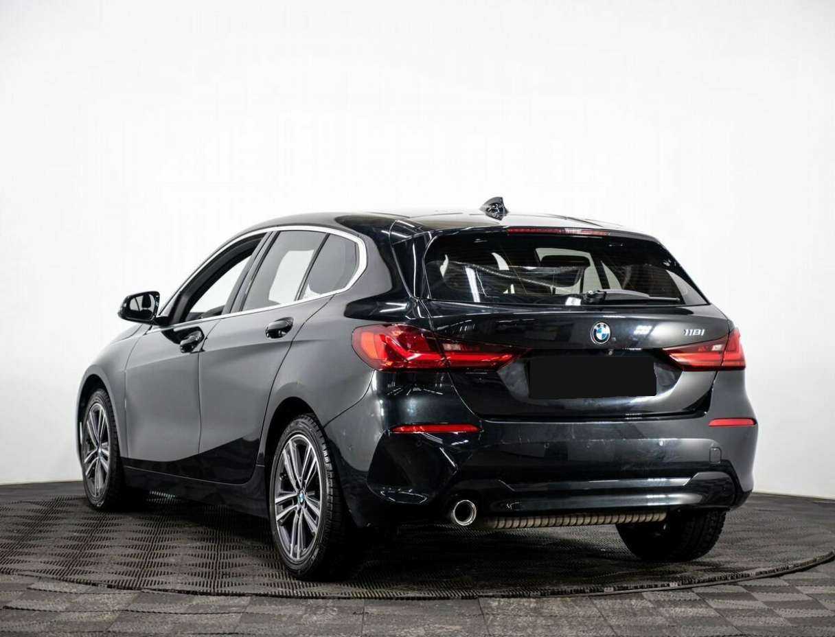BMW 1 серии 2019 года с пробегом. Фото: #3