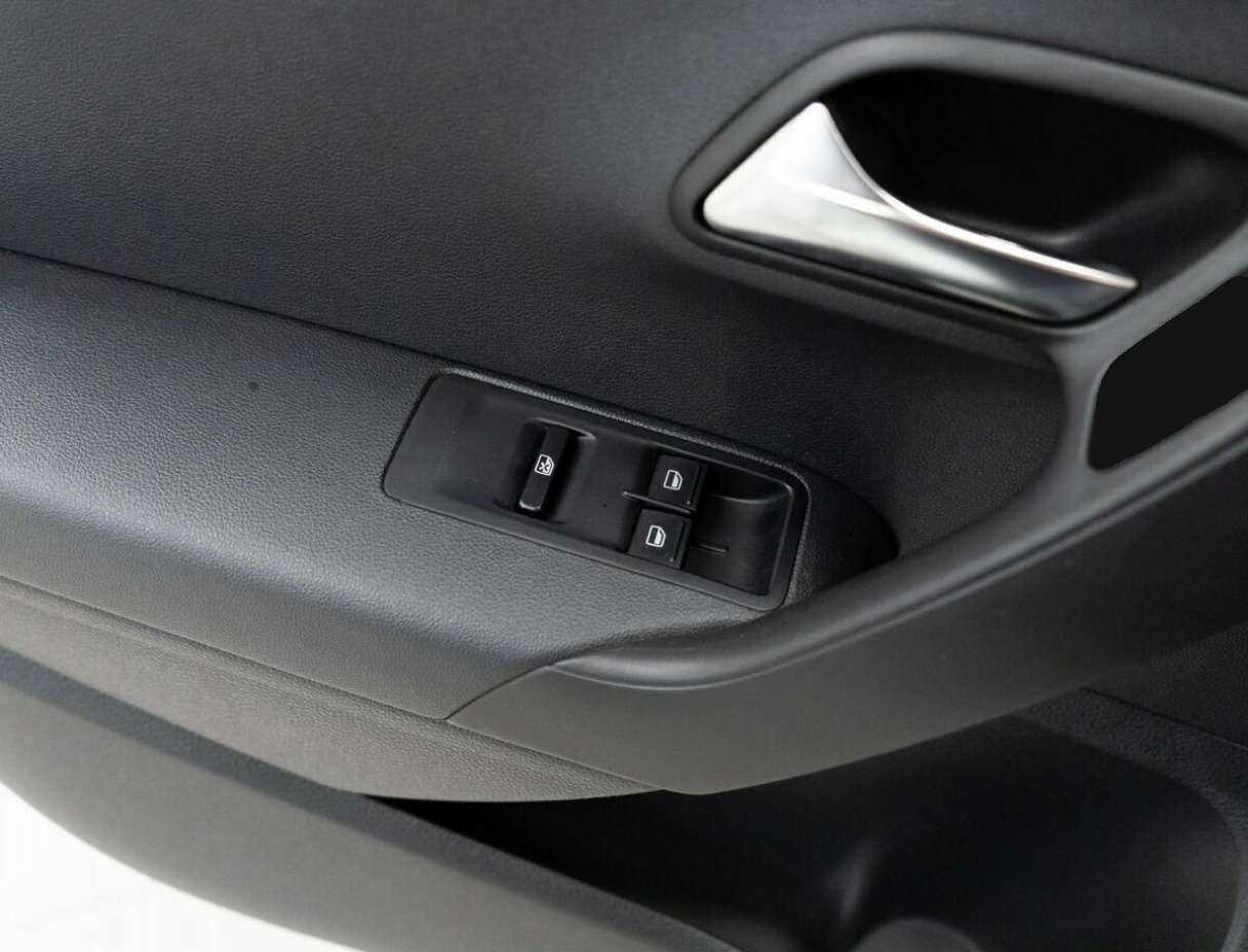 Volkswagen Polo 2017 года с пробегом. Фото: #12