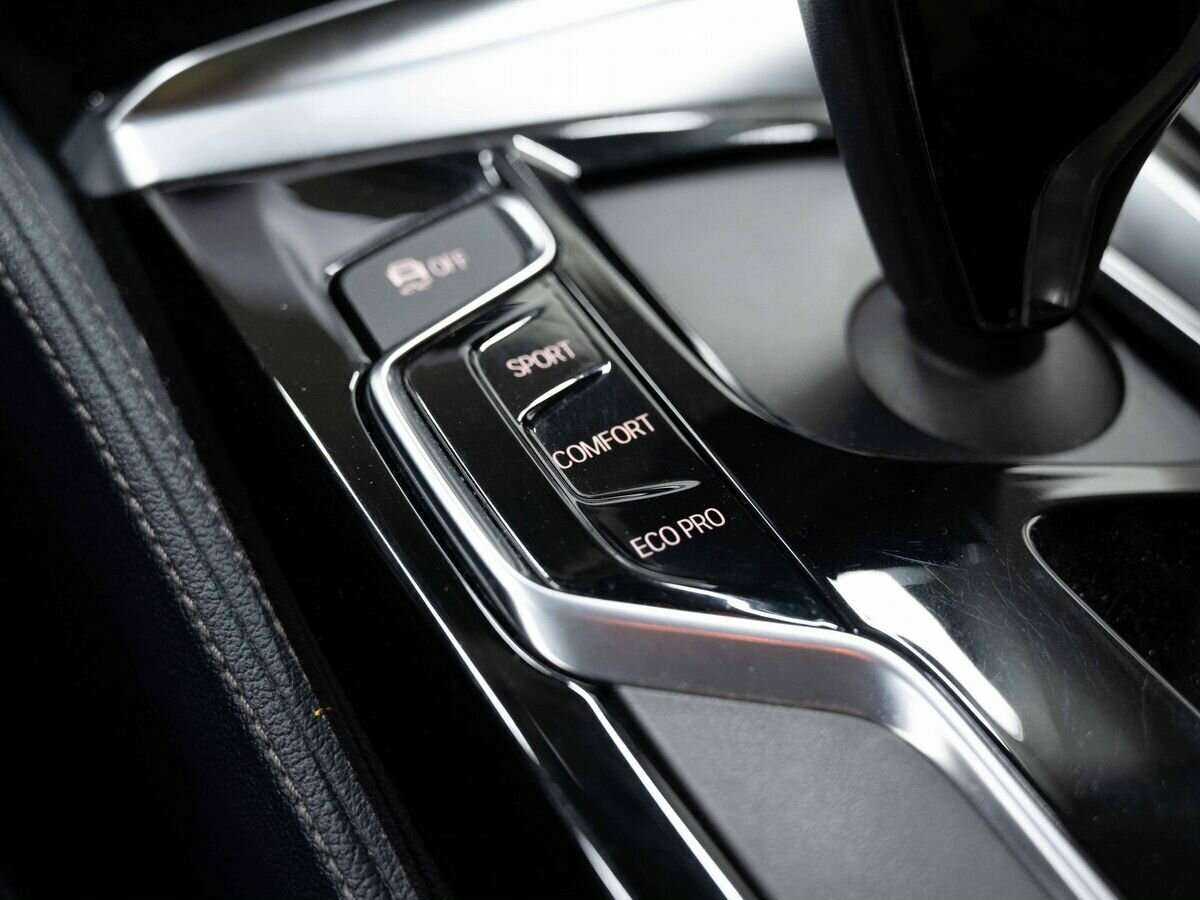 BMW 5 серии 2017 года с пробегом. Фото: #26