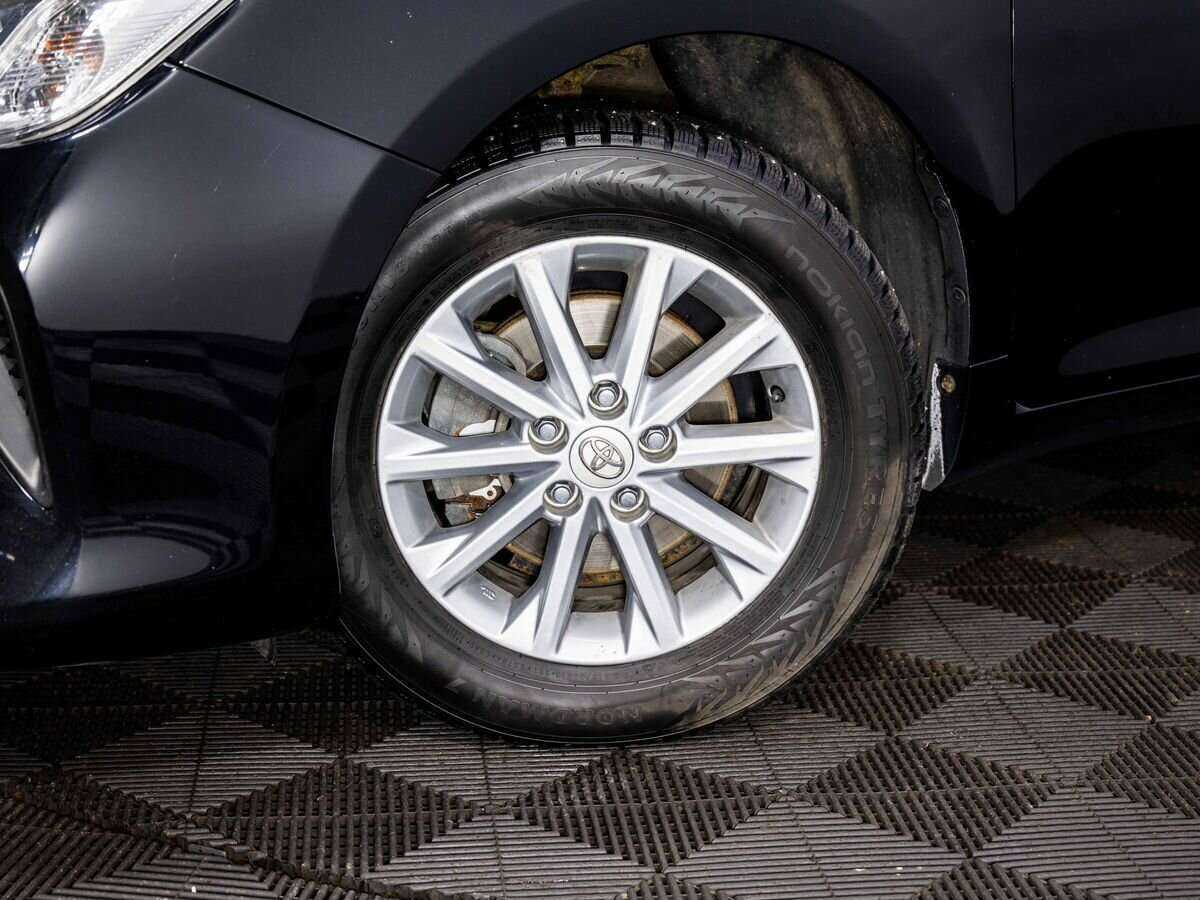 Toyota Camry 2018 года с пробегом. Фото: #8