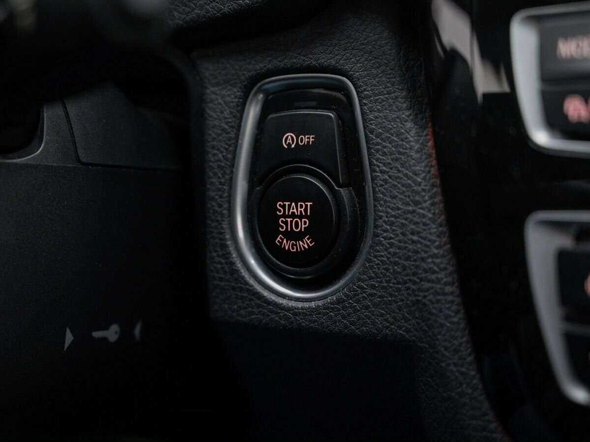 BMW 3 серии 2015 года с пробегом. Фото: #21