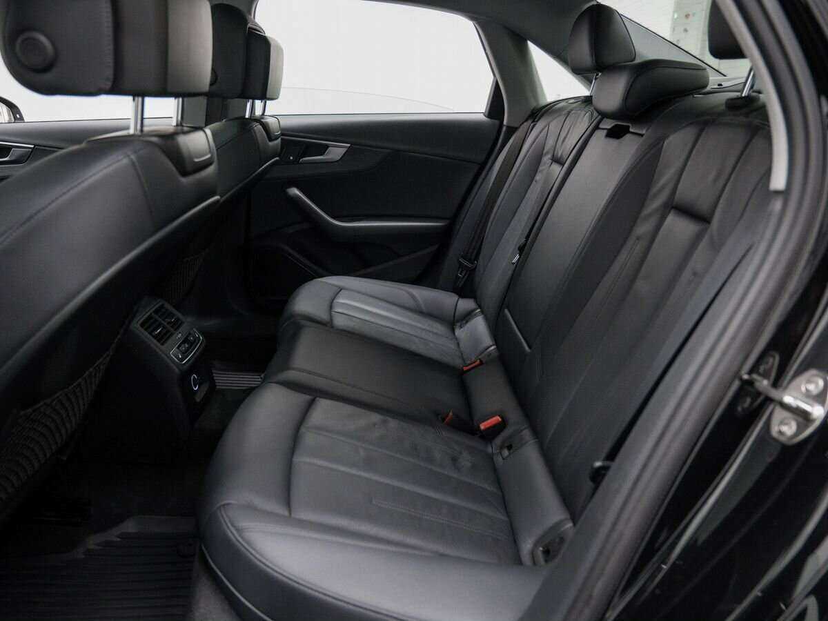 Audi A4 2017 года с пробегом. Фото: #12