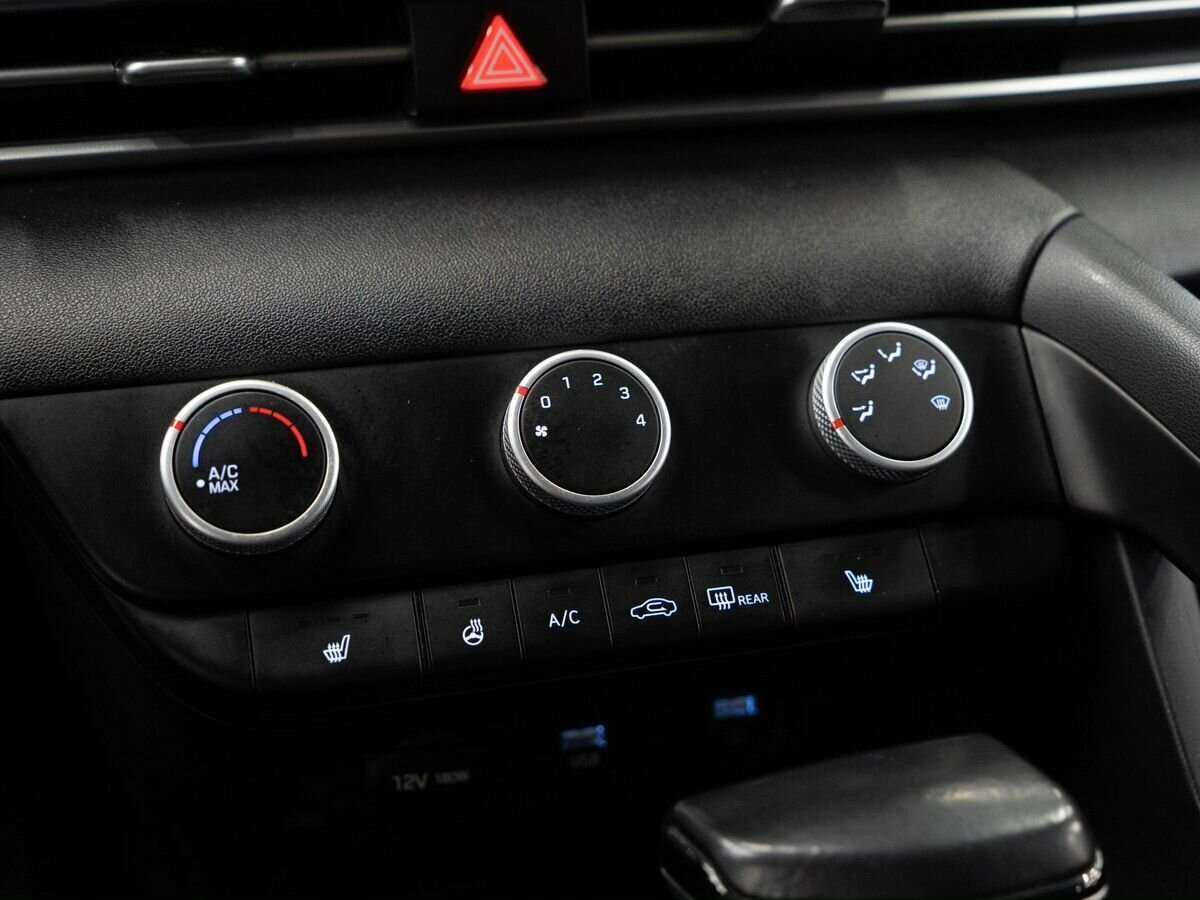 Hyundai Elantra 2021 года с пробегом. Фото: #10