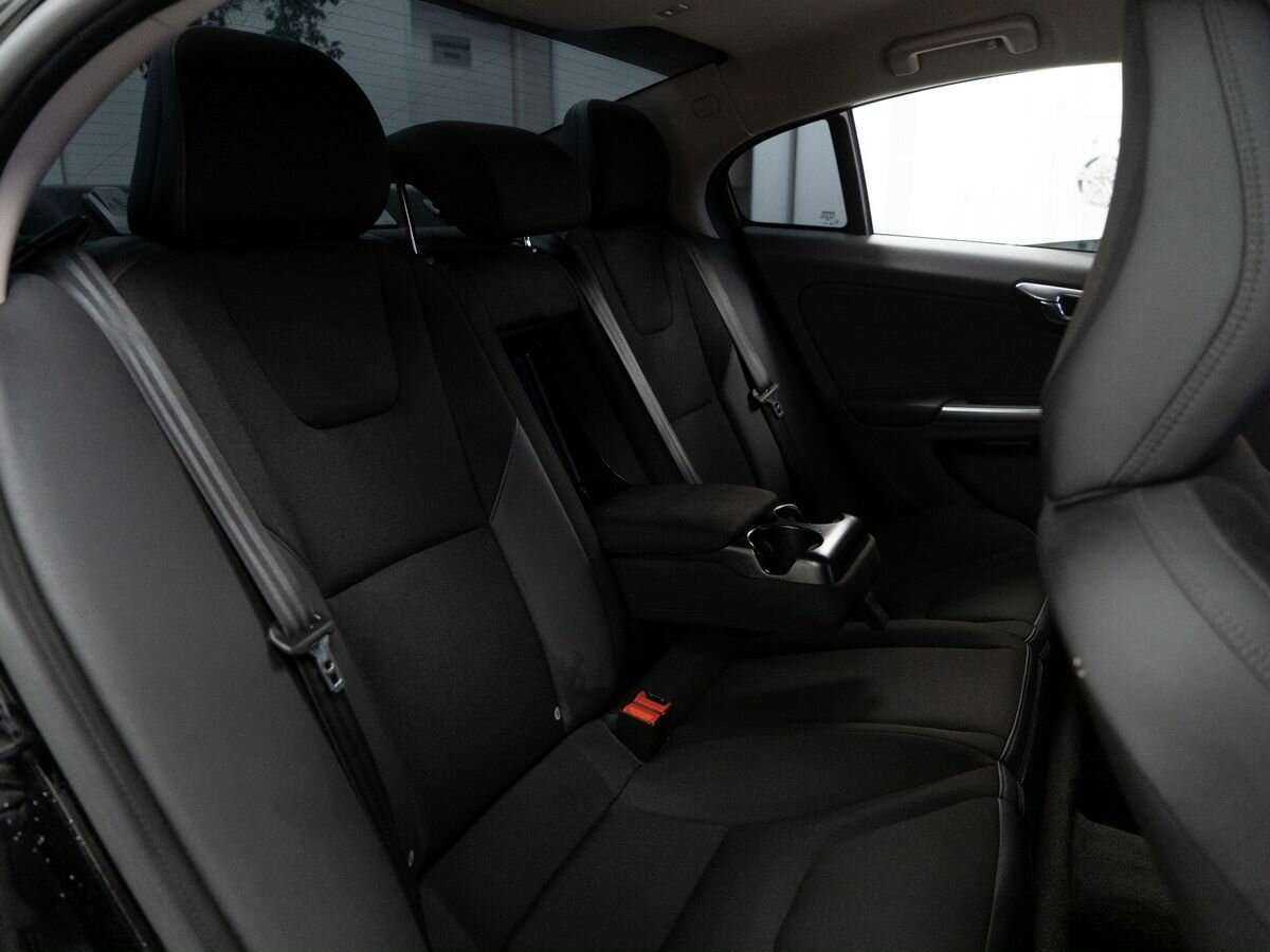 Volvo S60 2012 года с пробегом. Фото: #7