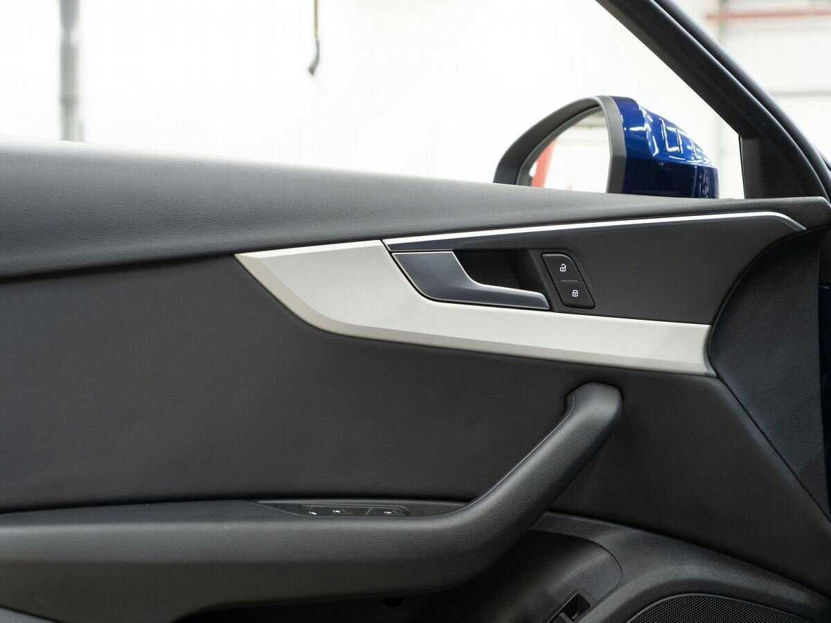 Audi A4 2020 года с пробегом. Фото: #16