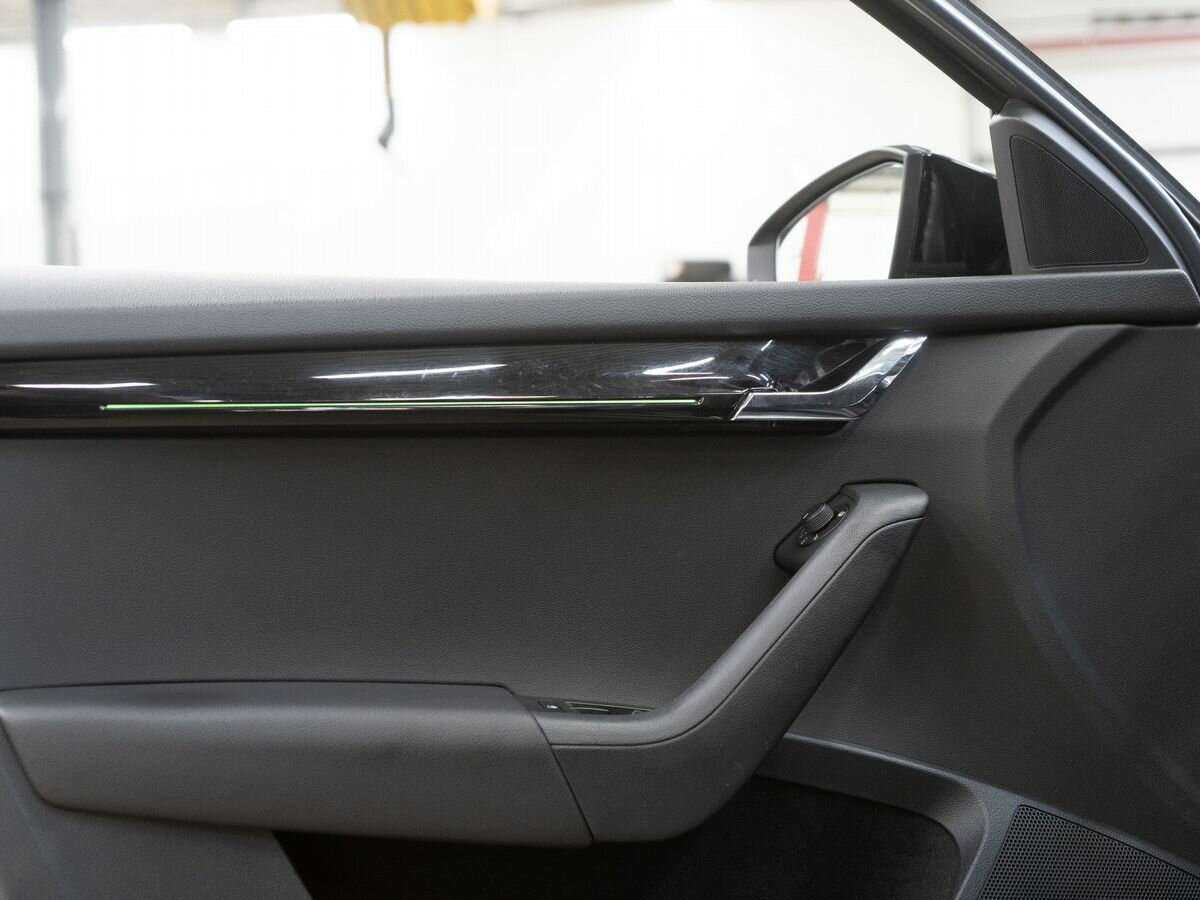 Skoda Octavia 2018 года с пробегом. Фото: #12