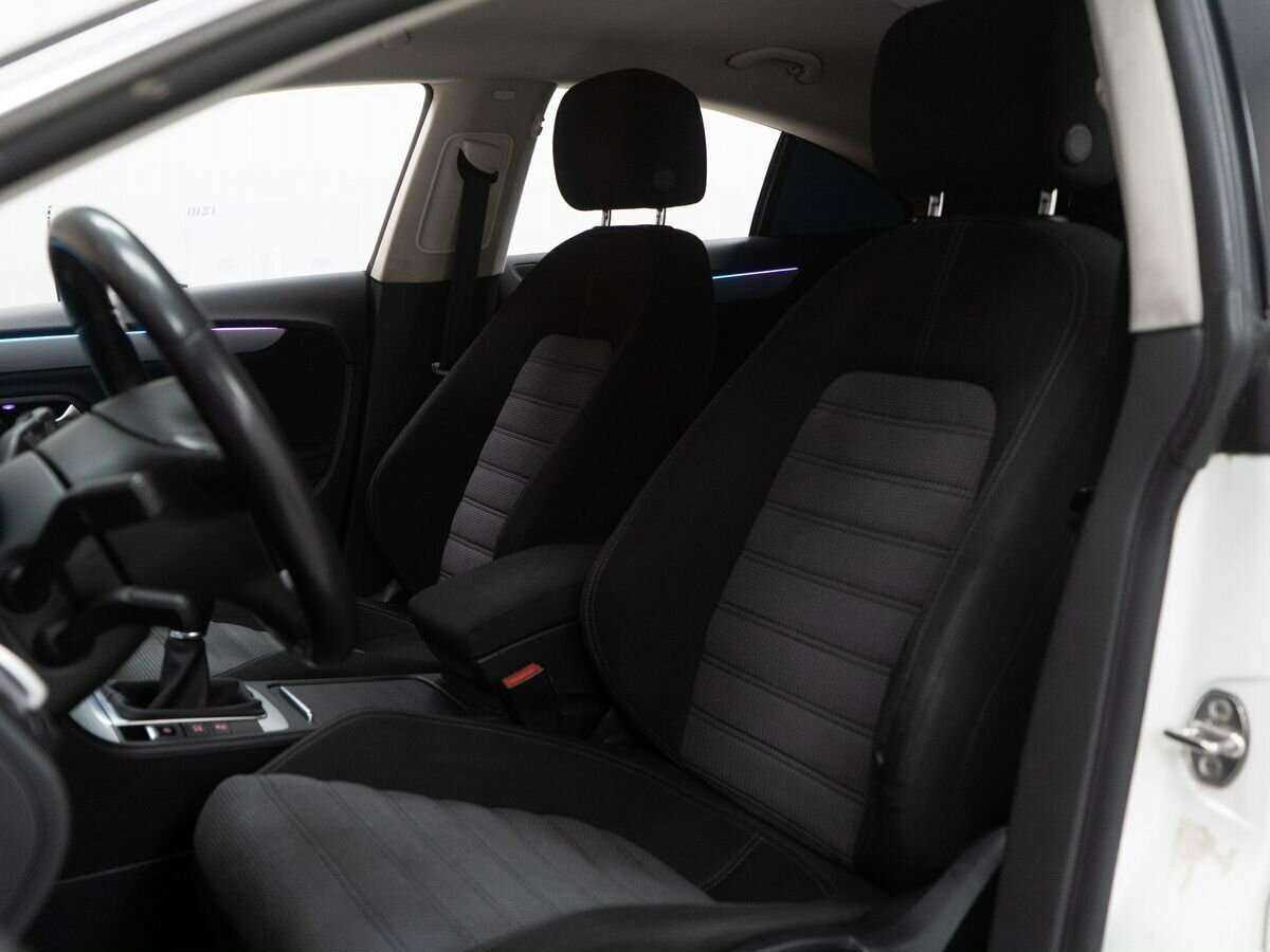 Volkswagen Passat CC 2012 года с пробегом. Фото: #5
