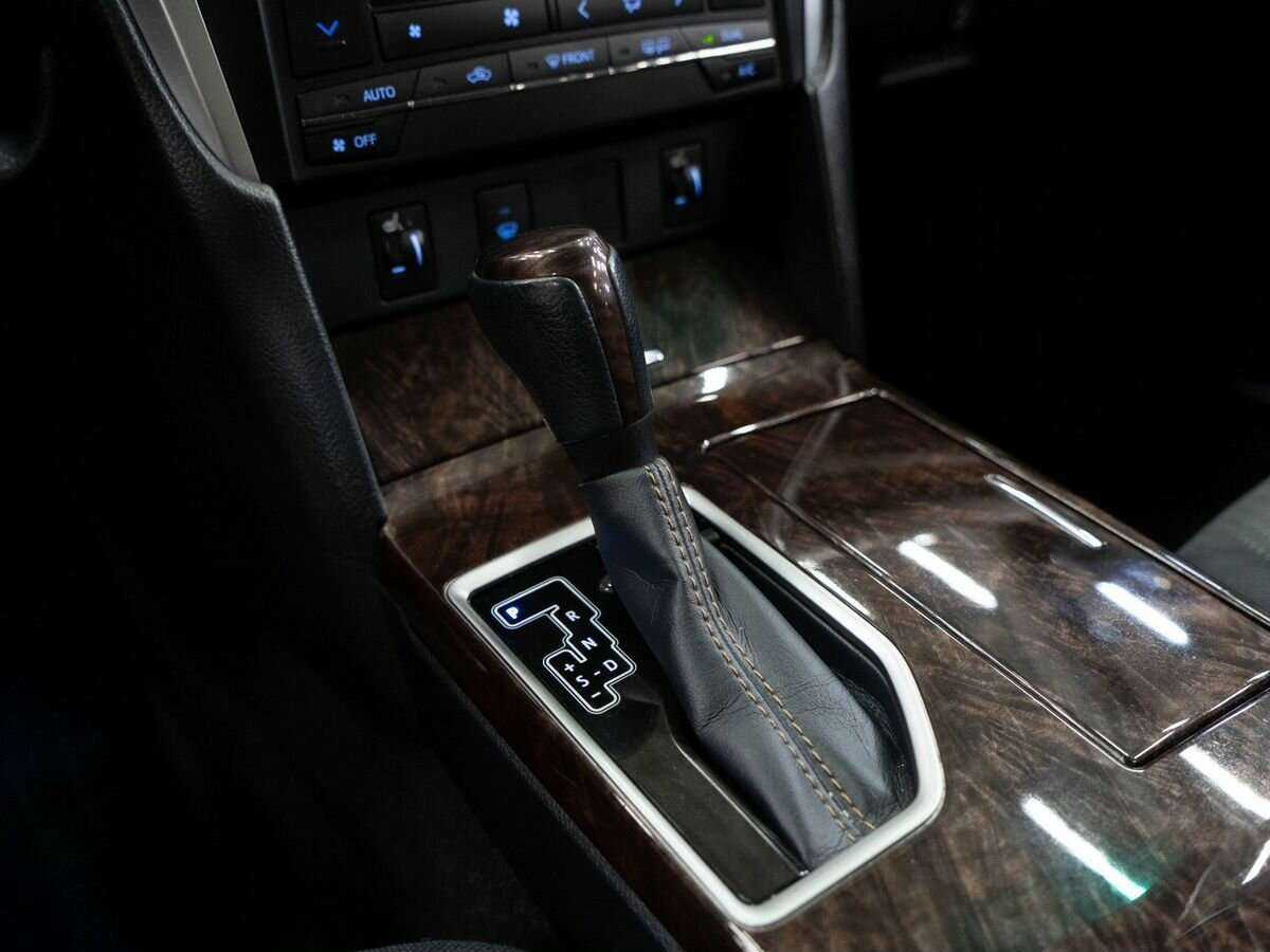 Toyota Camry 2016 года с пробегом. Фото: #12