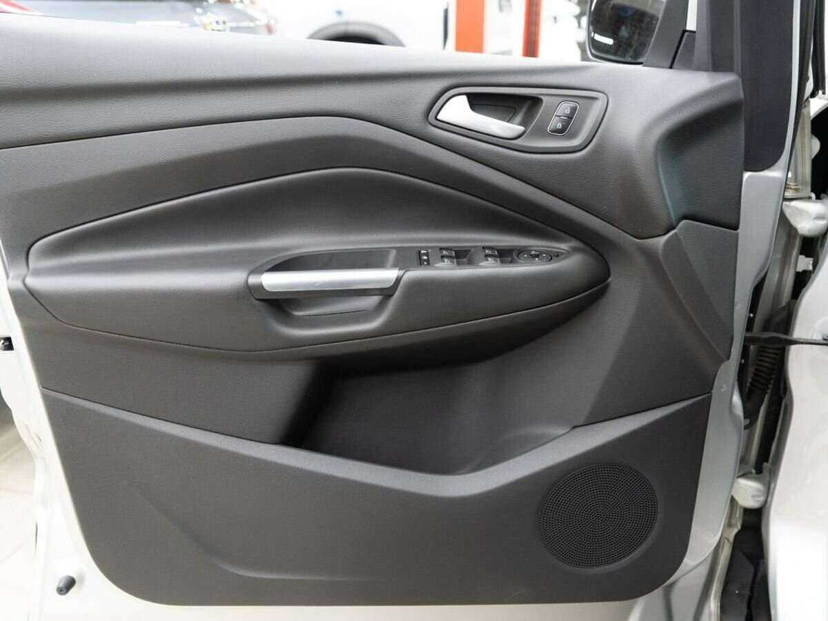 Ford Kuga 2017 года с пробегом. Фото: #15