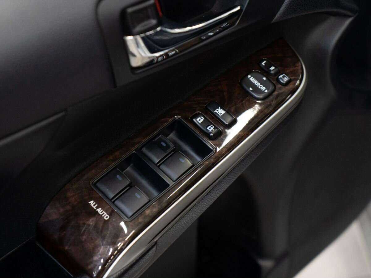 Toyota Camry 2015 года с пробегом. Фото: #15