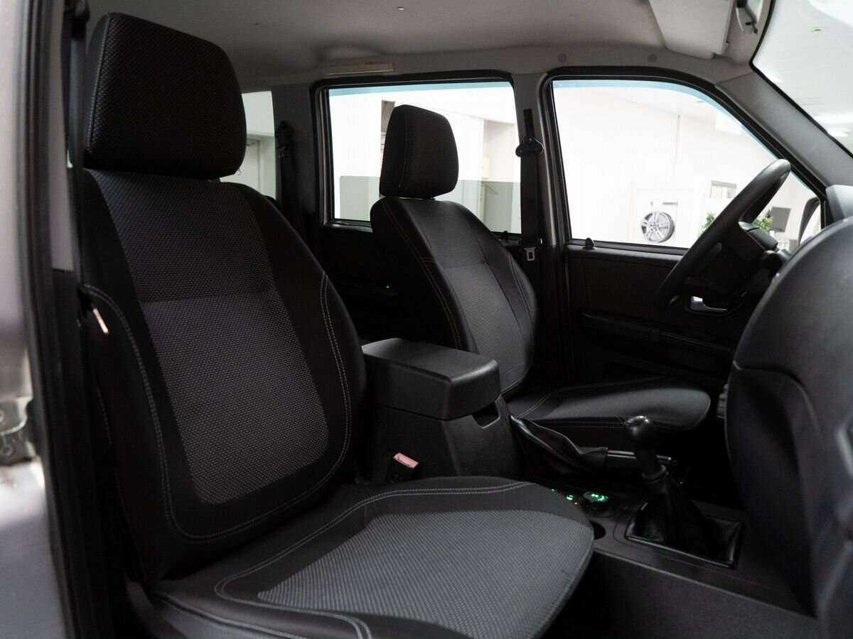 УАЗ Patriot 2015 года с пробегом. Фото: #9