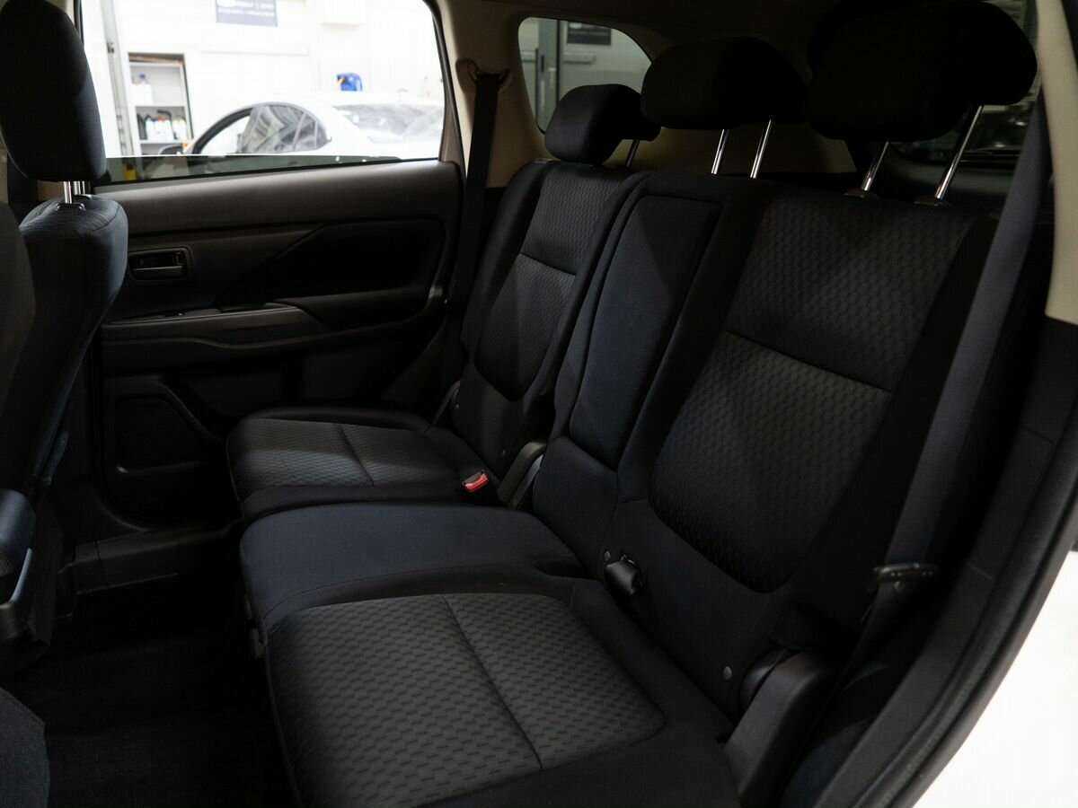 Mitsubishi Outlander 2015 года с пробегом. Фото: #8
