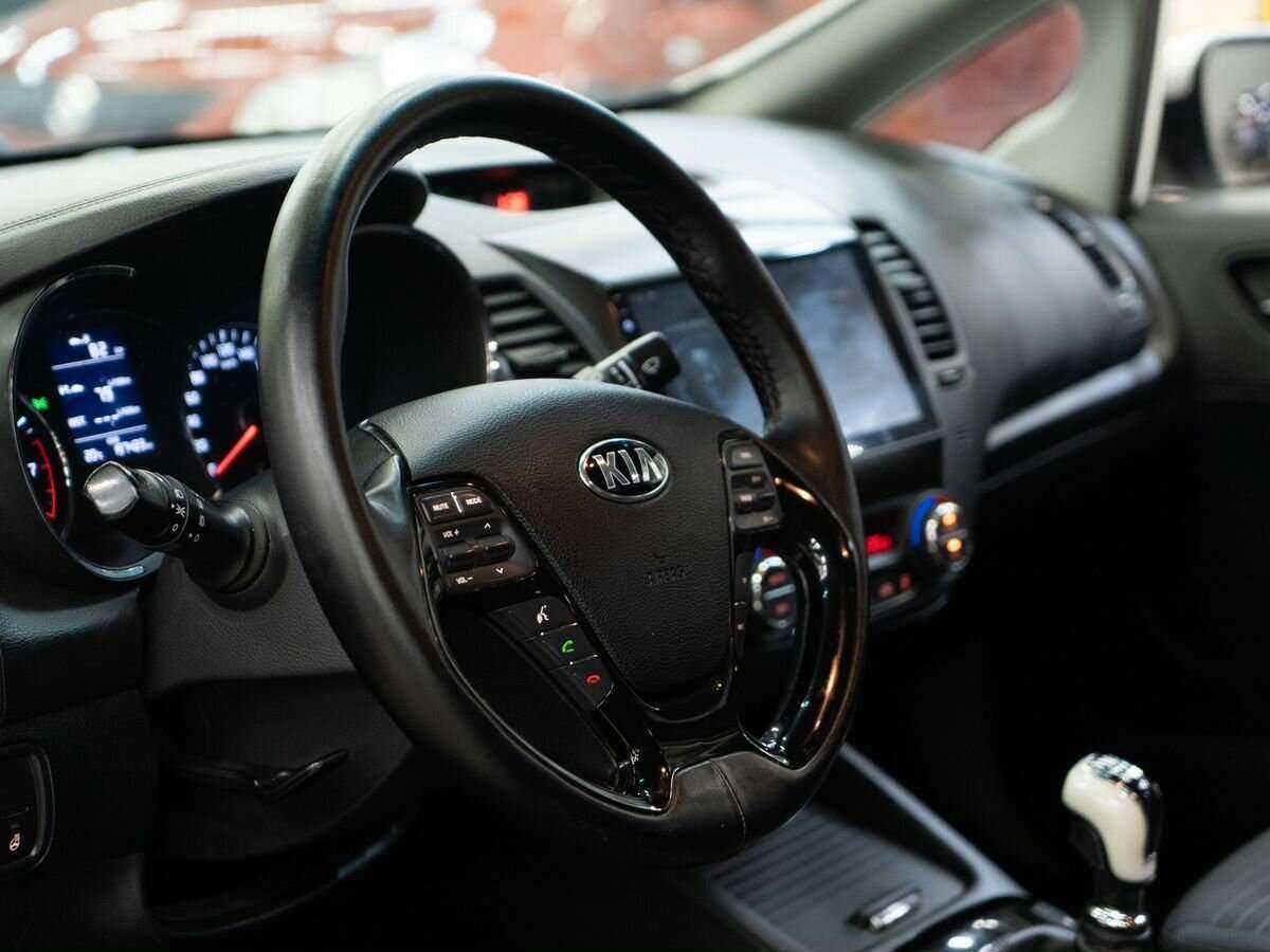 Kia Cerato 2017 года с пробегом. Фото: #4