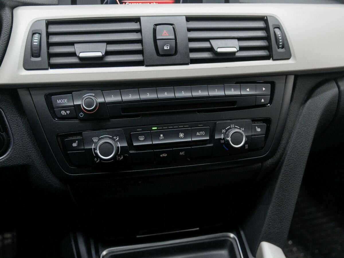 BMW 3 серии 2014 года с пробегом. Фото: #19