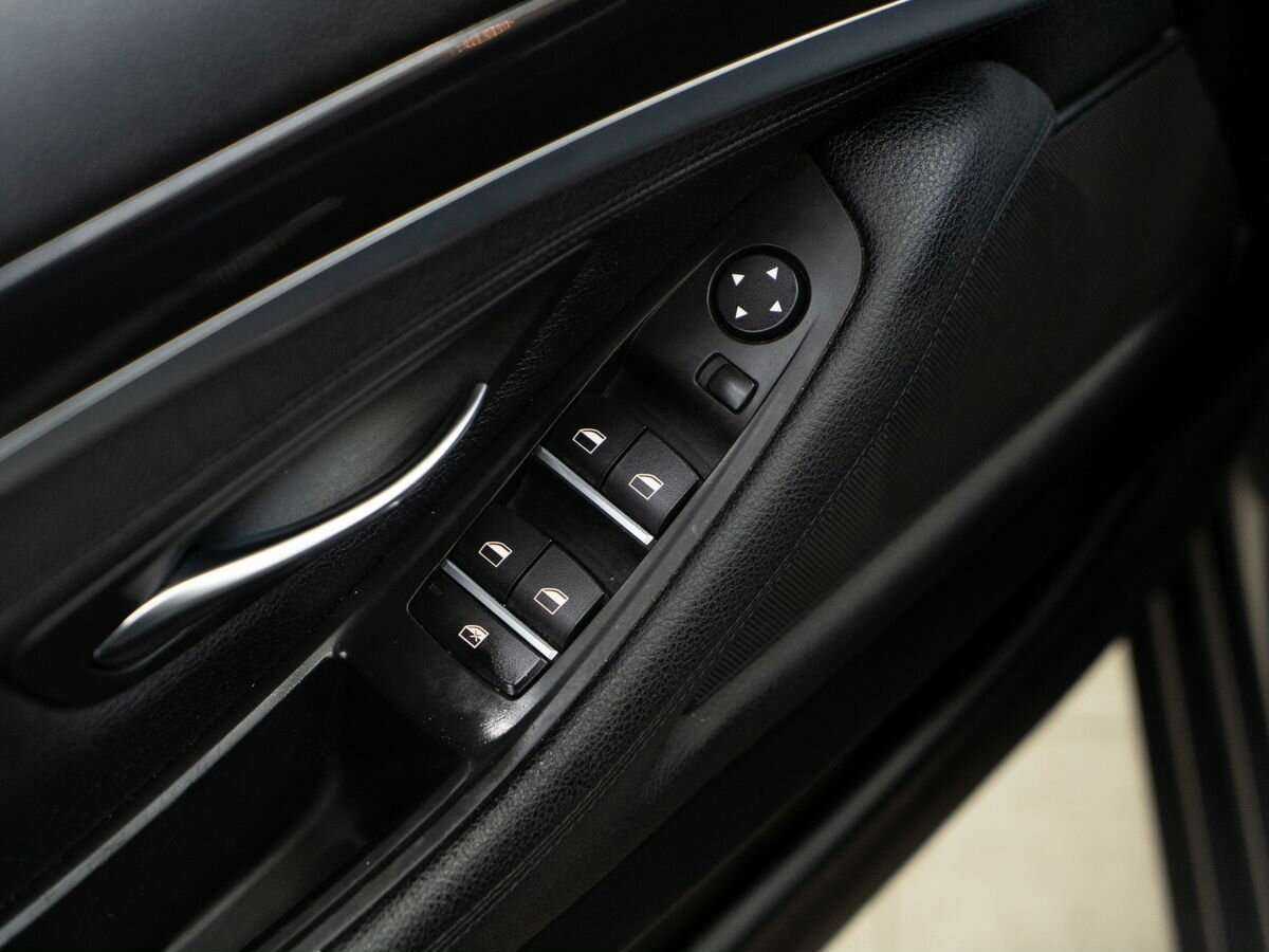 BMW 5 серии 2014 года с пробегом. Фото: #13