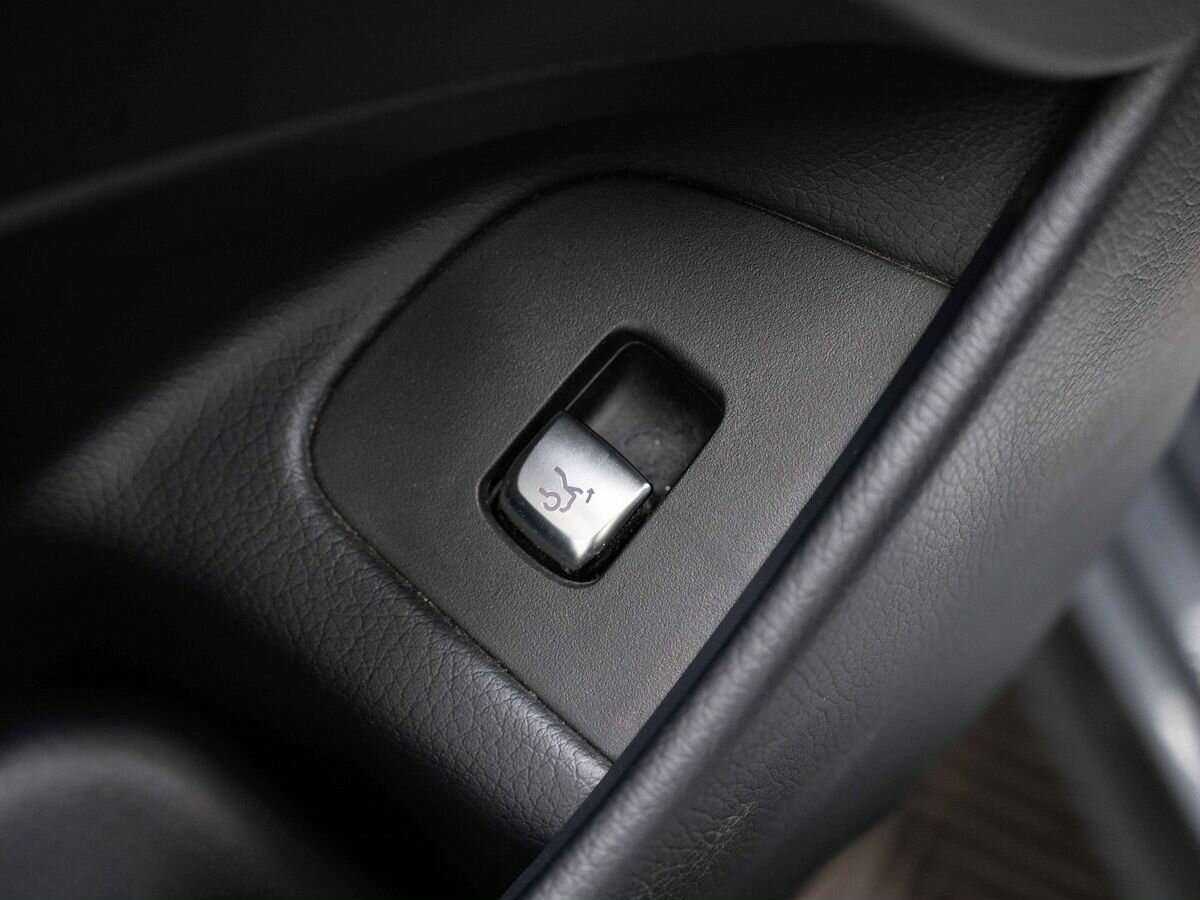 Mercedes-Benz E-Класс 2018 года с пробегом. Фото: #25