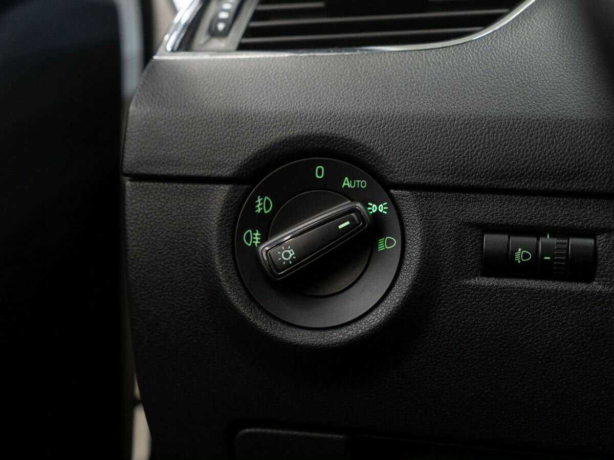 Skoda Octavia 2014 года с пробегом. Фото: #14