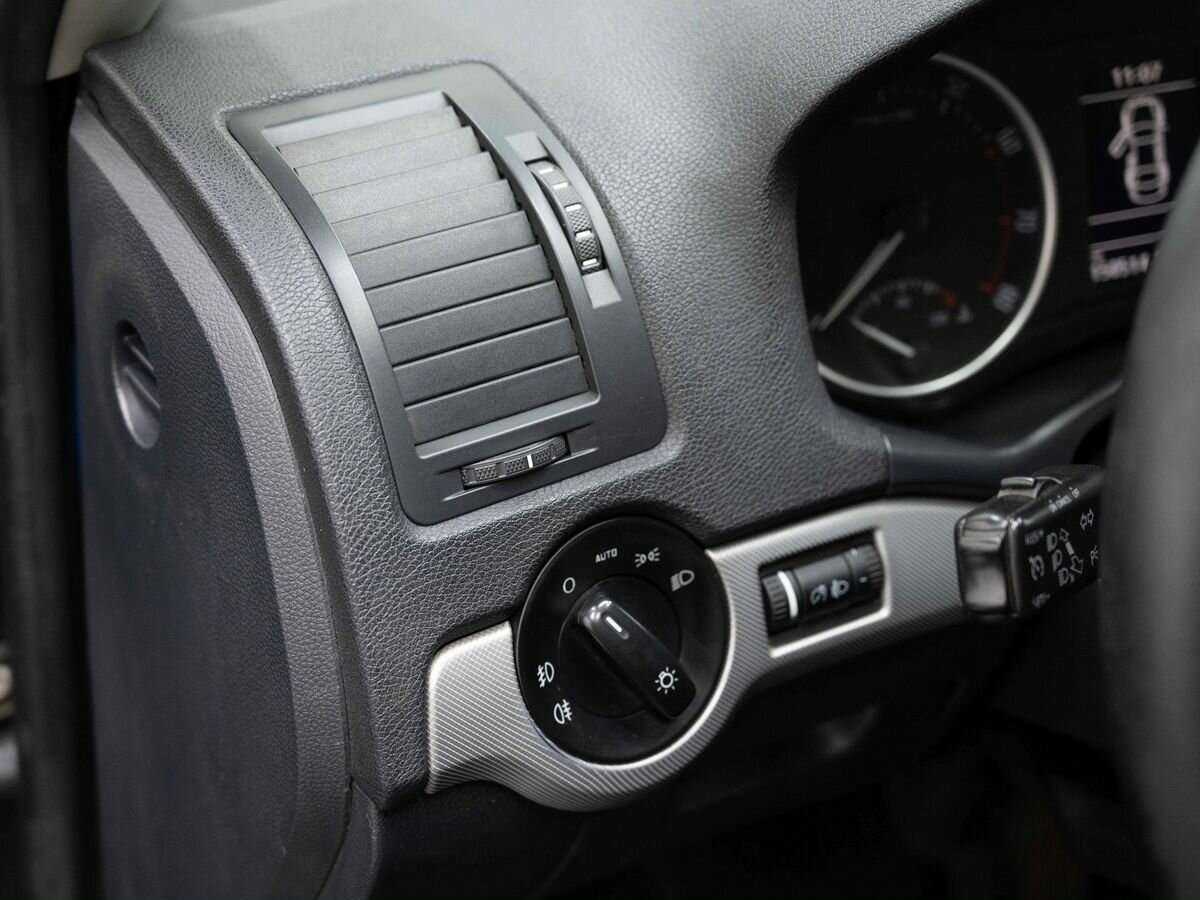 Skoda Octavia 2012 года с пробегом. Фото: #9