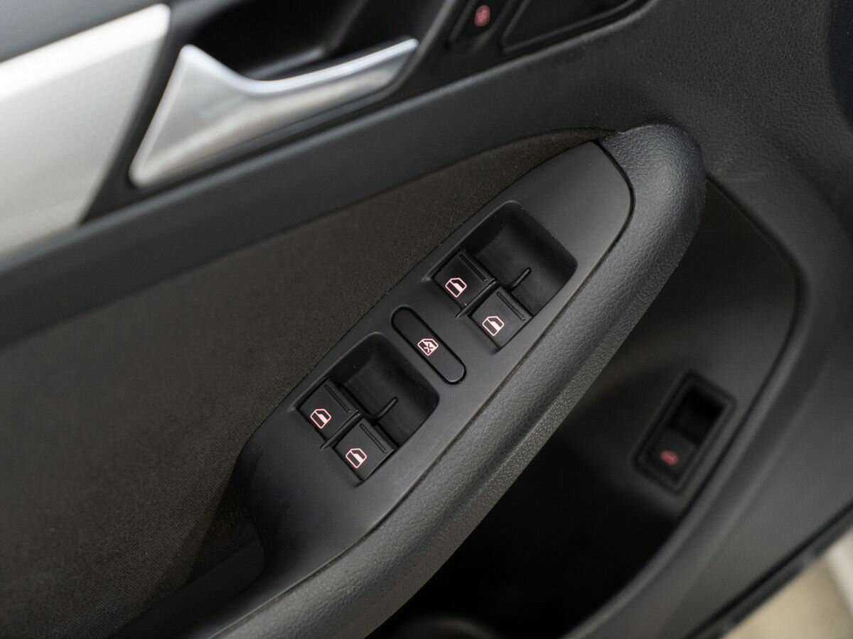 Volkswagen Jetta 2013 года с пробегом. Фото: #14