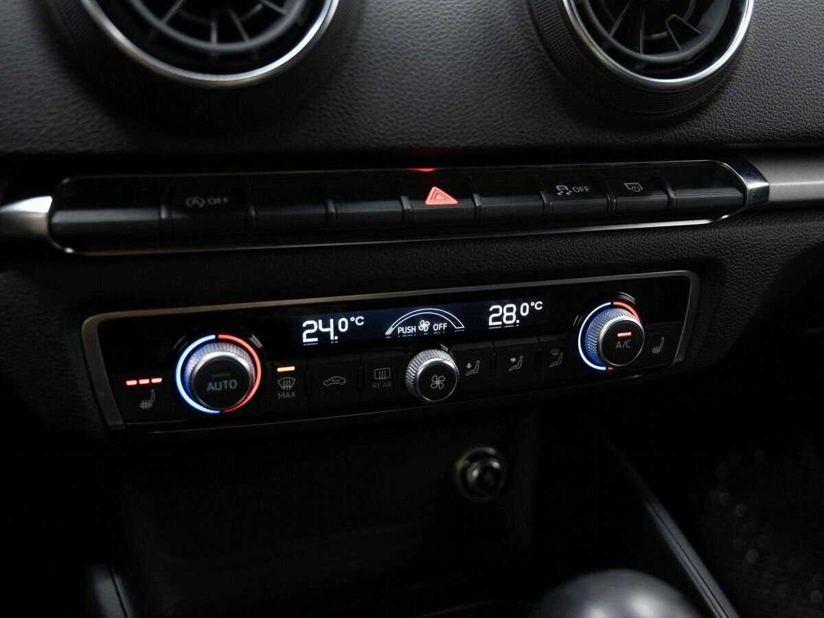 Audi A3 2019 года с пробегом. Фото: #20