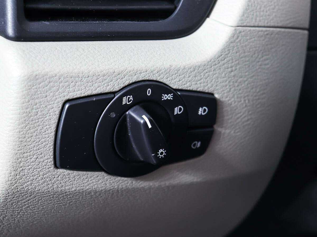 BMW X1 2012 года с пробегом. Фото: #14