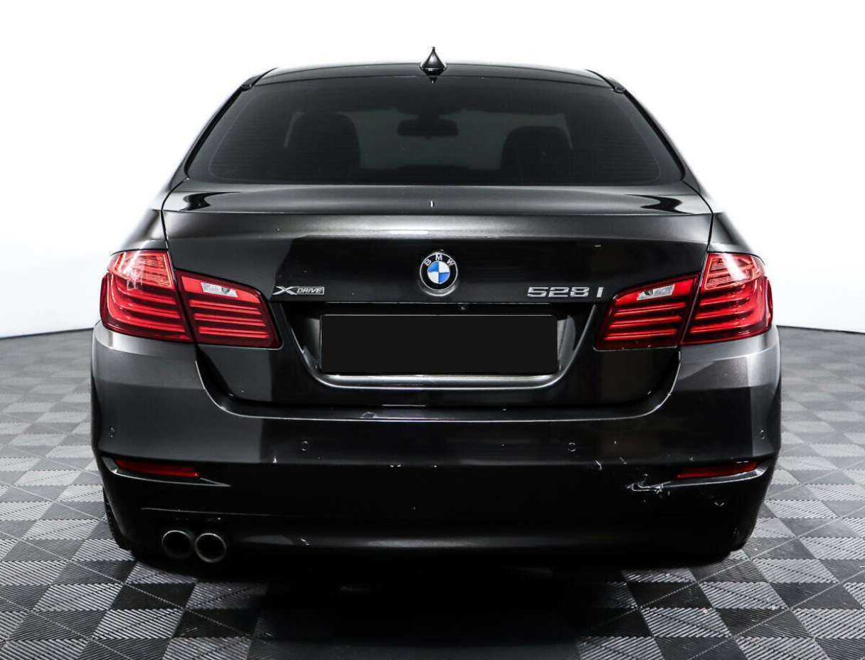 BMW 5 серии 2013 года с пробегом. Фото: #5
