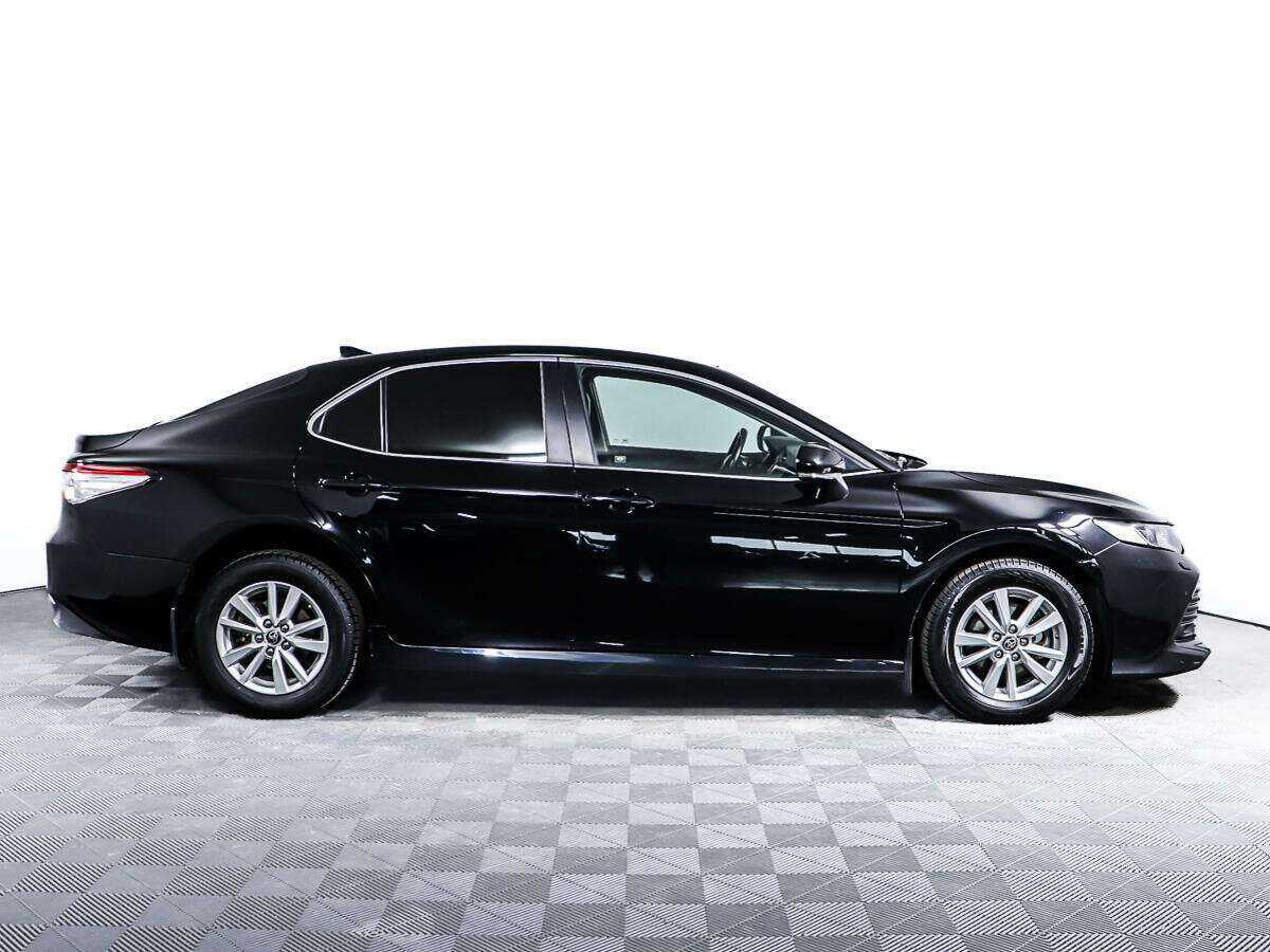 Toyota Camry 2020 года с пробегом. Фото: #1