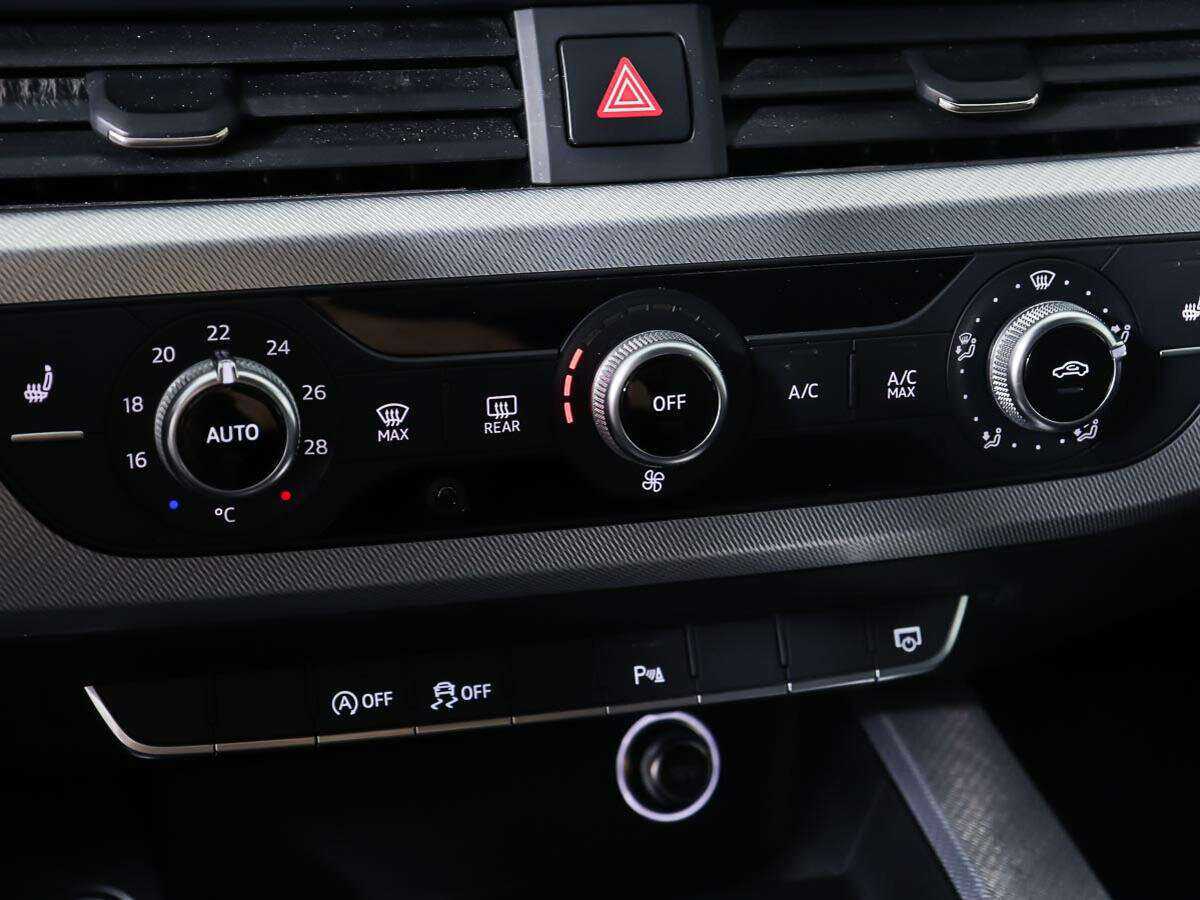 Audi A4 2015 года с пробегом. Фото: #15