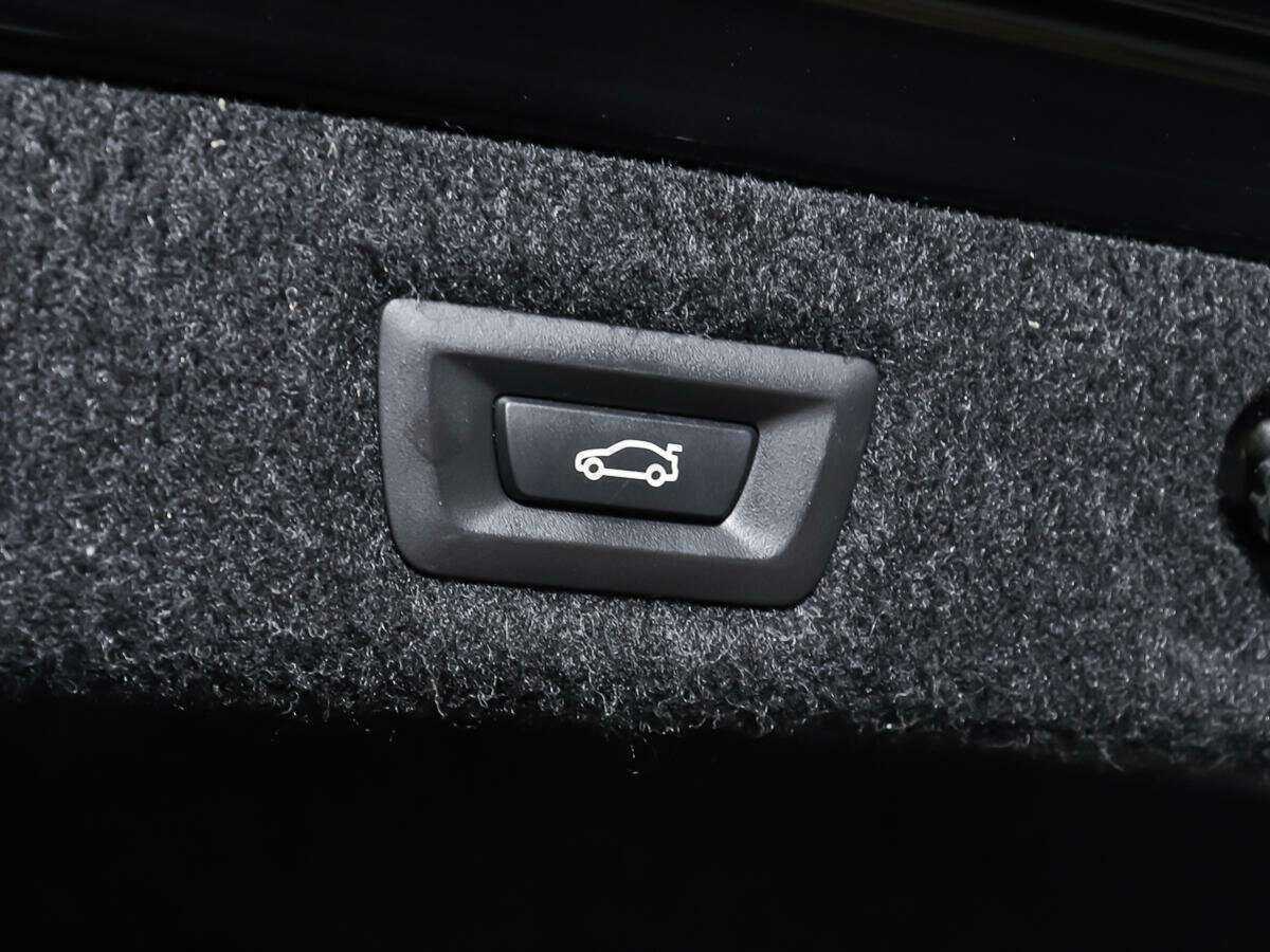 BMW 5 серии 2017 года с пробегом. Фото: #17