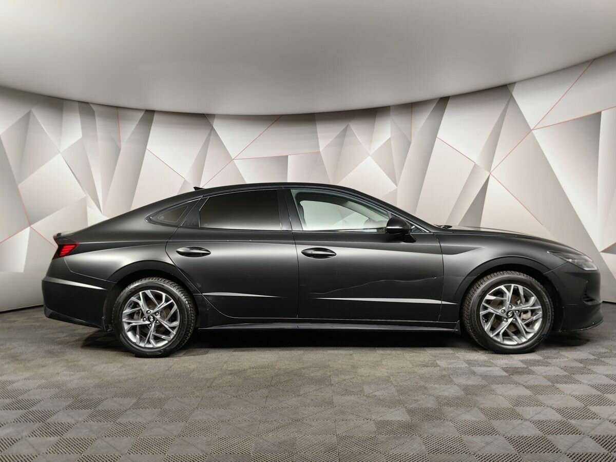 Hyundai Sonata 2019 года с пробегом. Фото: #4