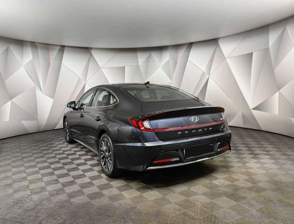 Hyundai Sonata 2022 года с пробегом. Фото: #3