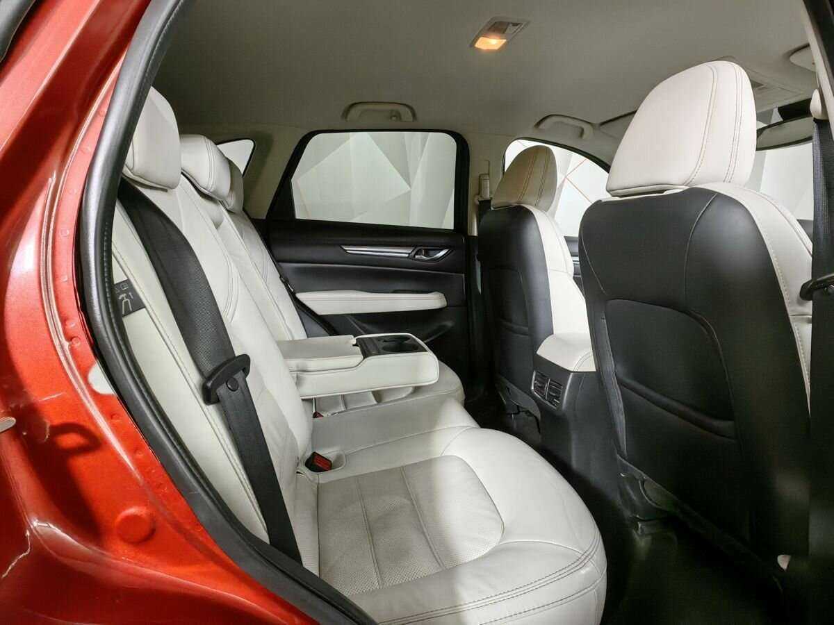 Mazda CX-5 2017 года с пробегом. Фото: #11