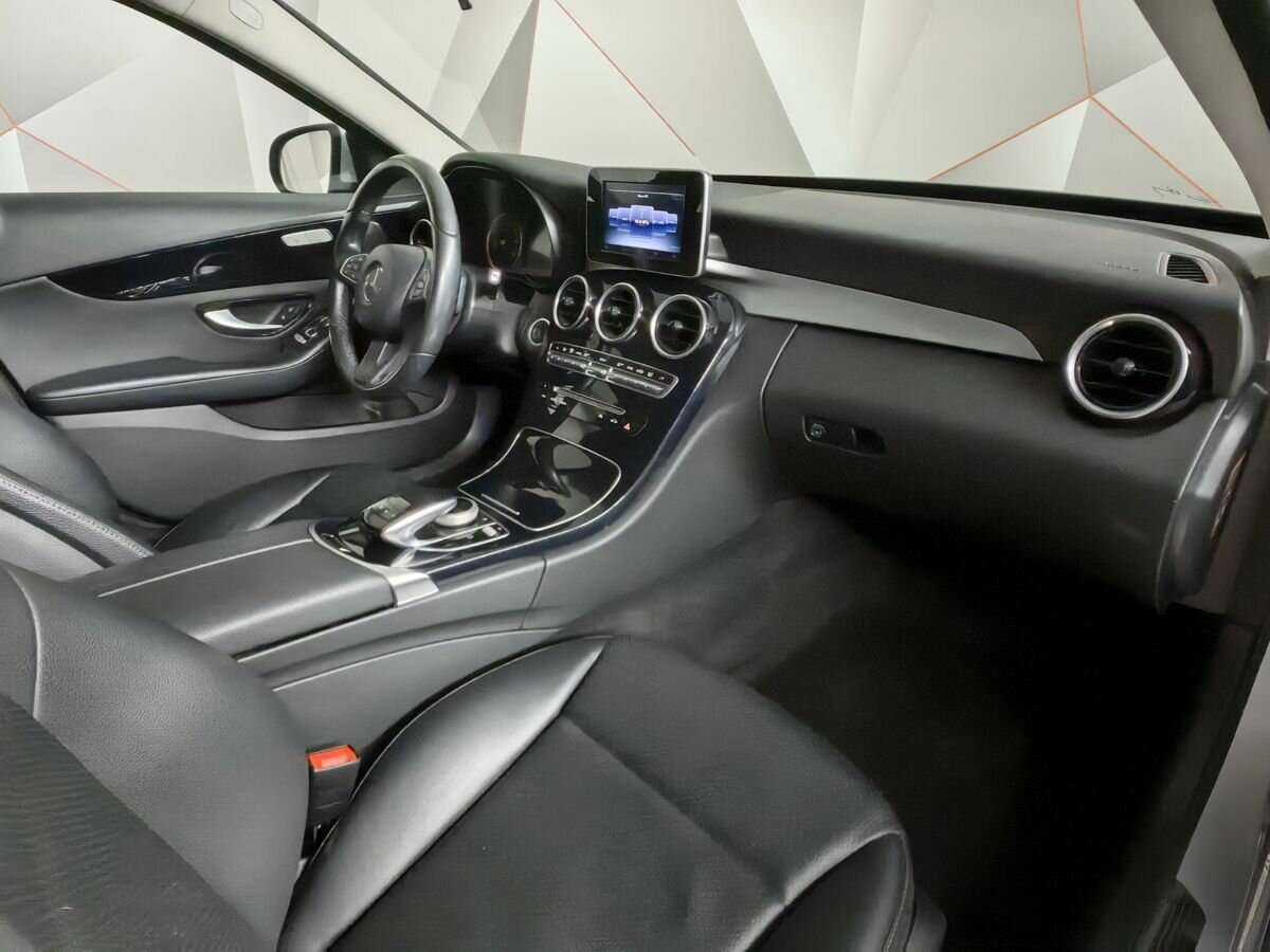 Mercedes-Benz C-Класс 2017 года с пробегом. Фото: #8