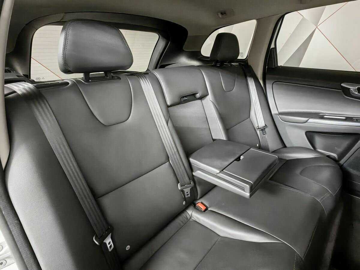 Volvo XC60 2016 года с пробегом. Фото: #11
