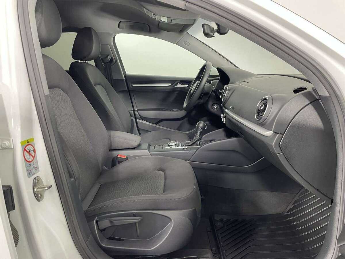 Audi A3 2018 года с пробегом. Фото: #13