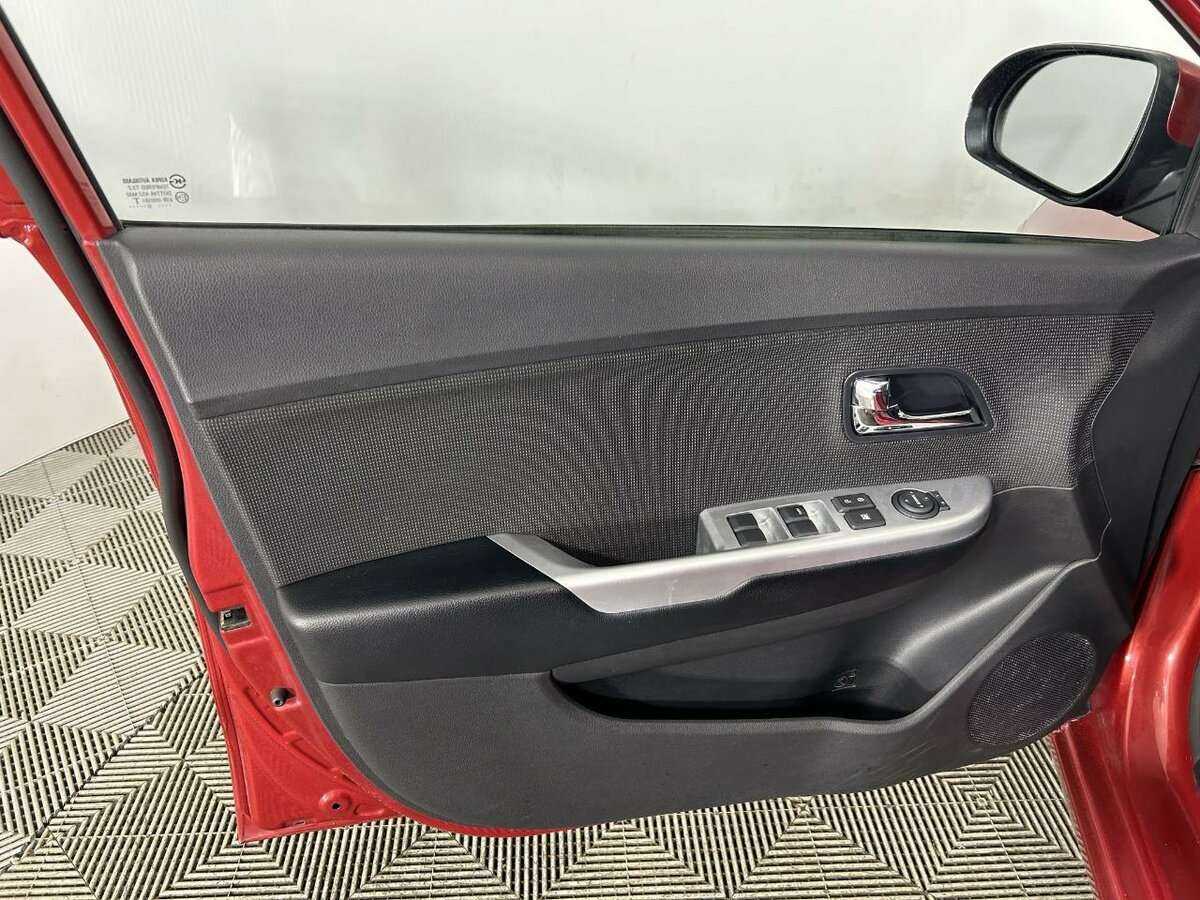 Kia Rio 2013 года с пробегом. Фото: #7