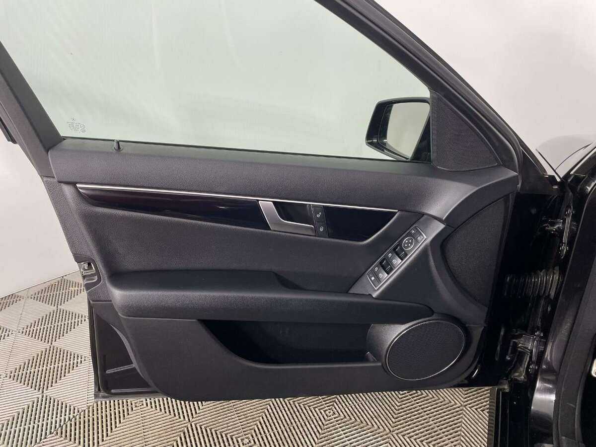 Mercedes-Benz C-Класс 2012 года с пробегом. Фото: #7