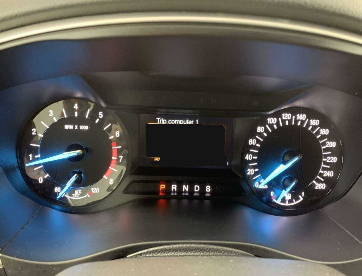 Ford Mondeo 2018 года с пробегом. Фото: #9