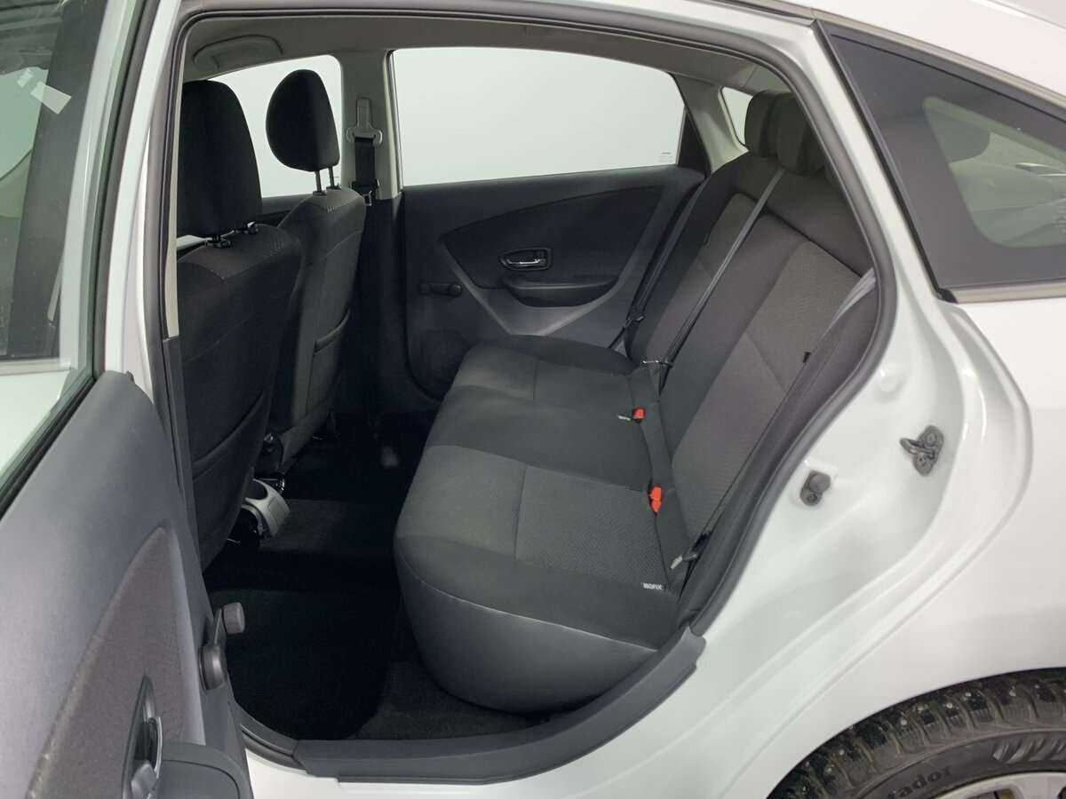 Nissan Almera 2018 года с пробегом. Фото: #8