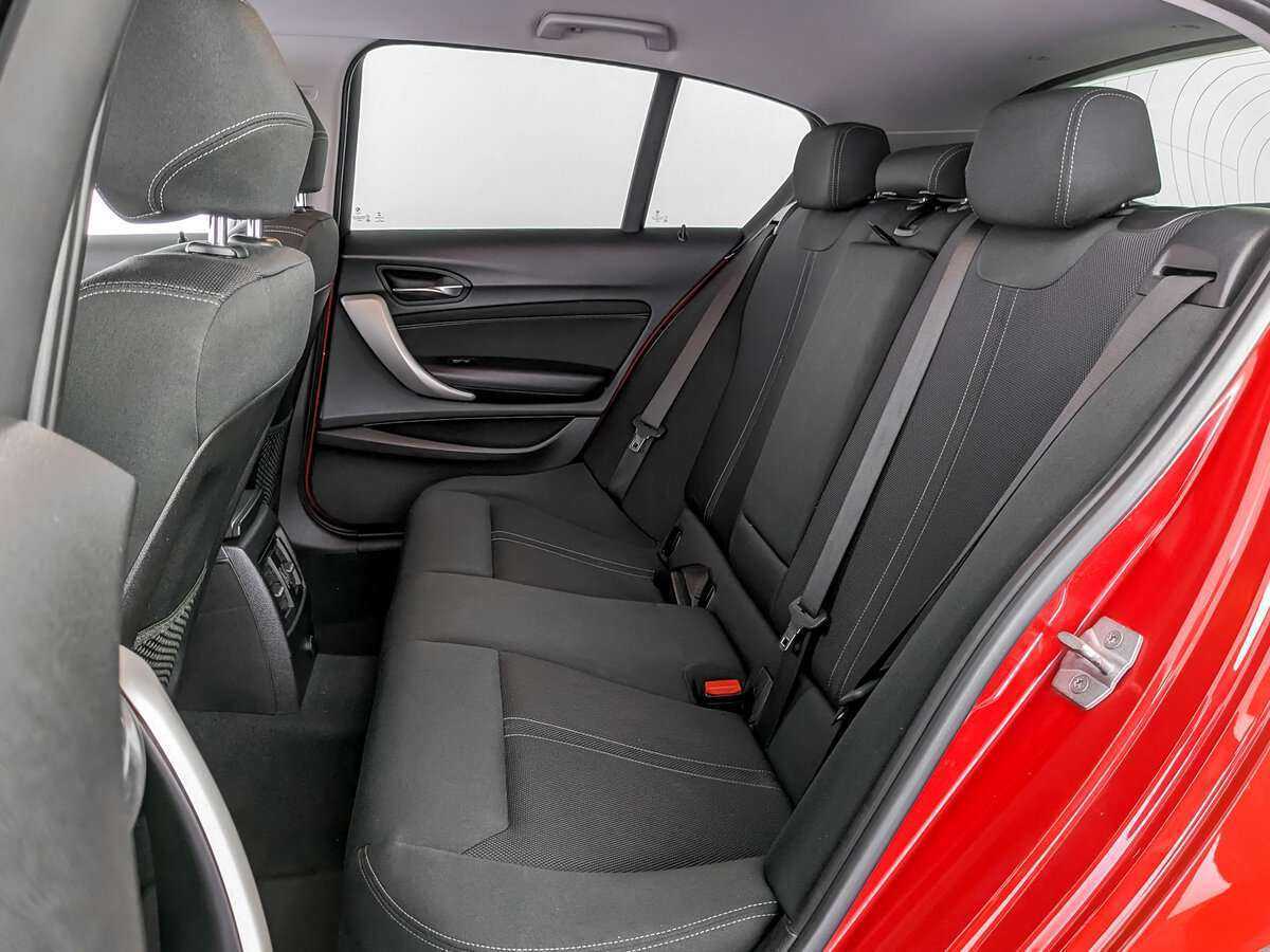 BMW 1 серии 2017 года с пробегом. Фото: #9