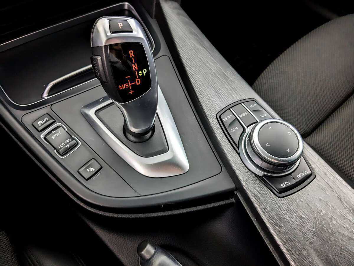 BMW 3 серии 2019 года с пробегом. Фото: #19