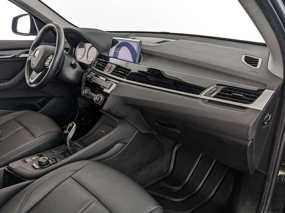 BMW X1 2021 года с пробегом. Фото: #10