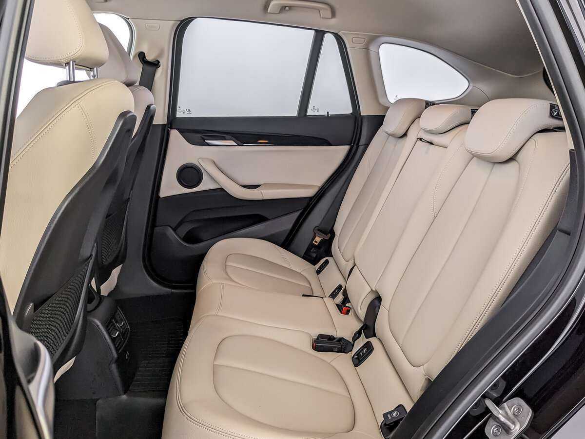 BMW X1 2021 года с пробегом. Фото: #9