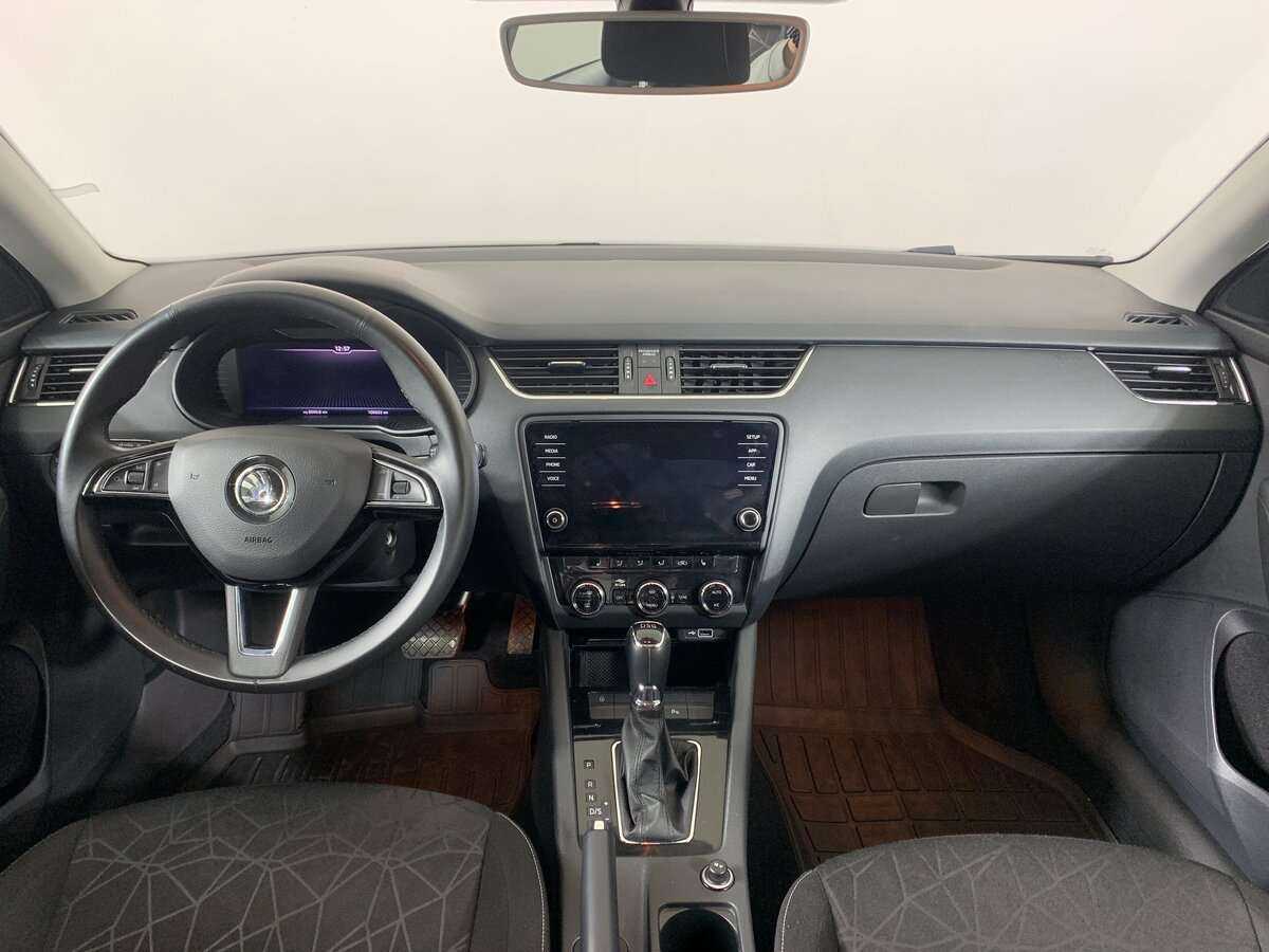 Skoda Octavia 2019 года с пробегом. Фото: #9