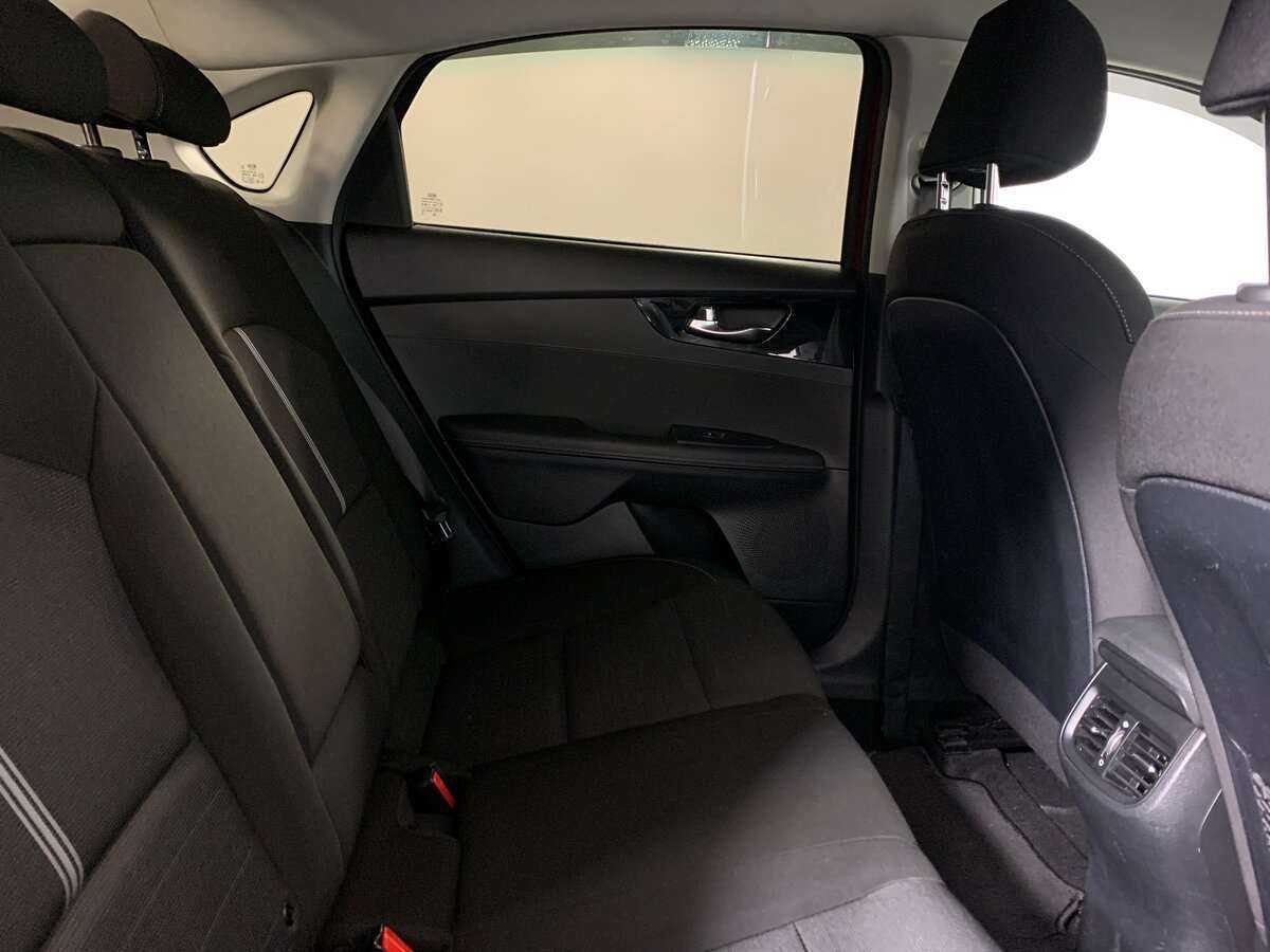 Kia Cerato 2019 года с пробегом. Фото: #14