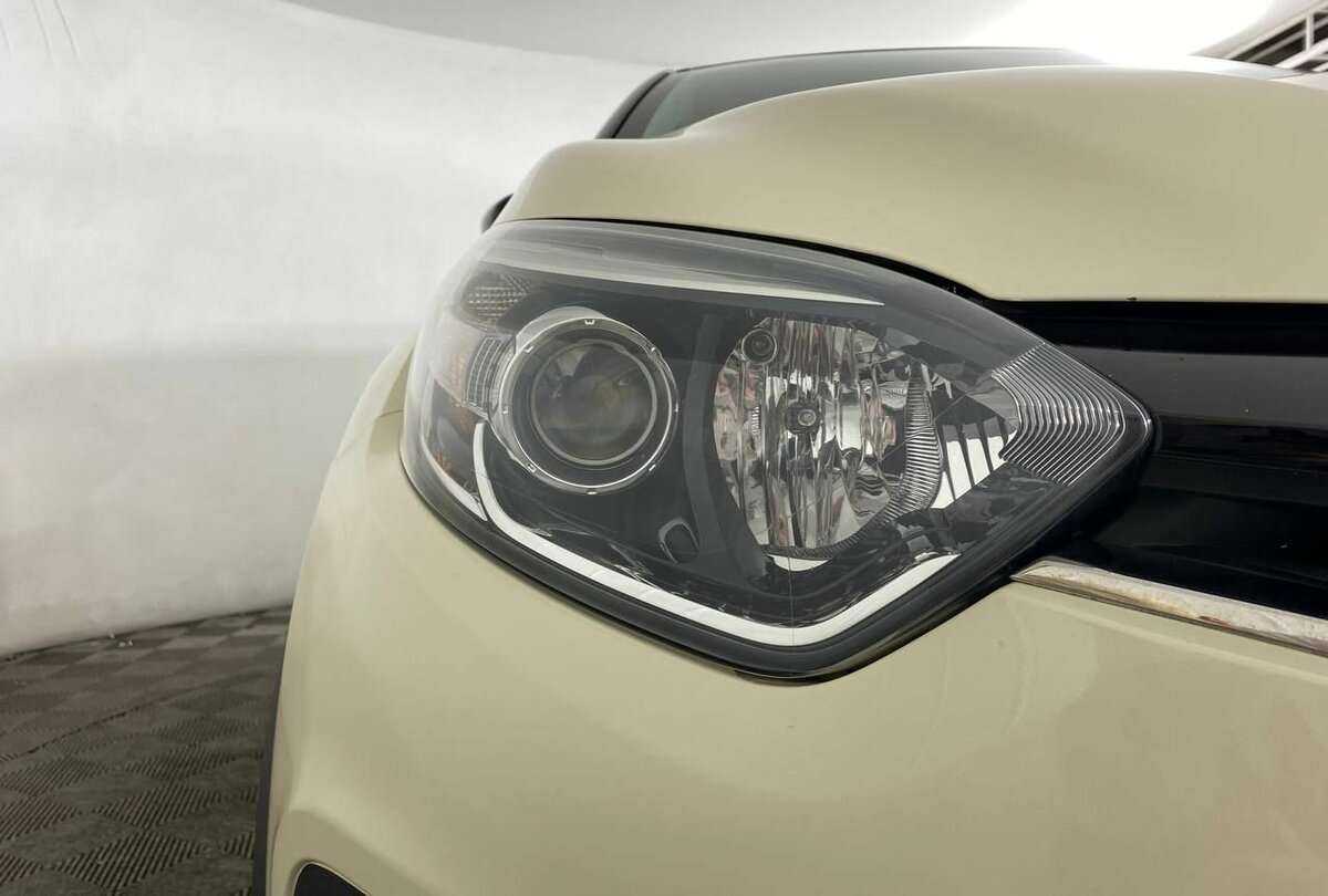 Renault Kaptur 2019 года с пробегом. Фото: #12