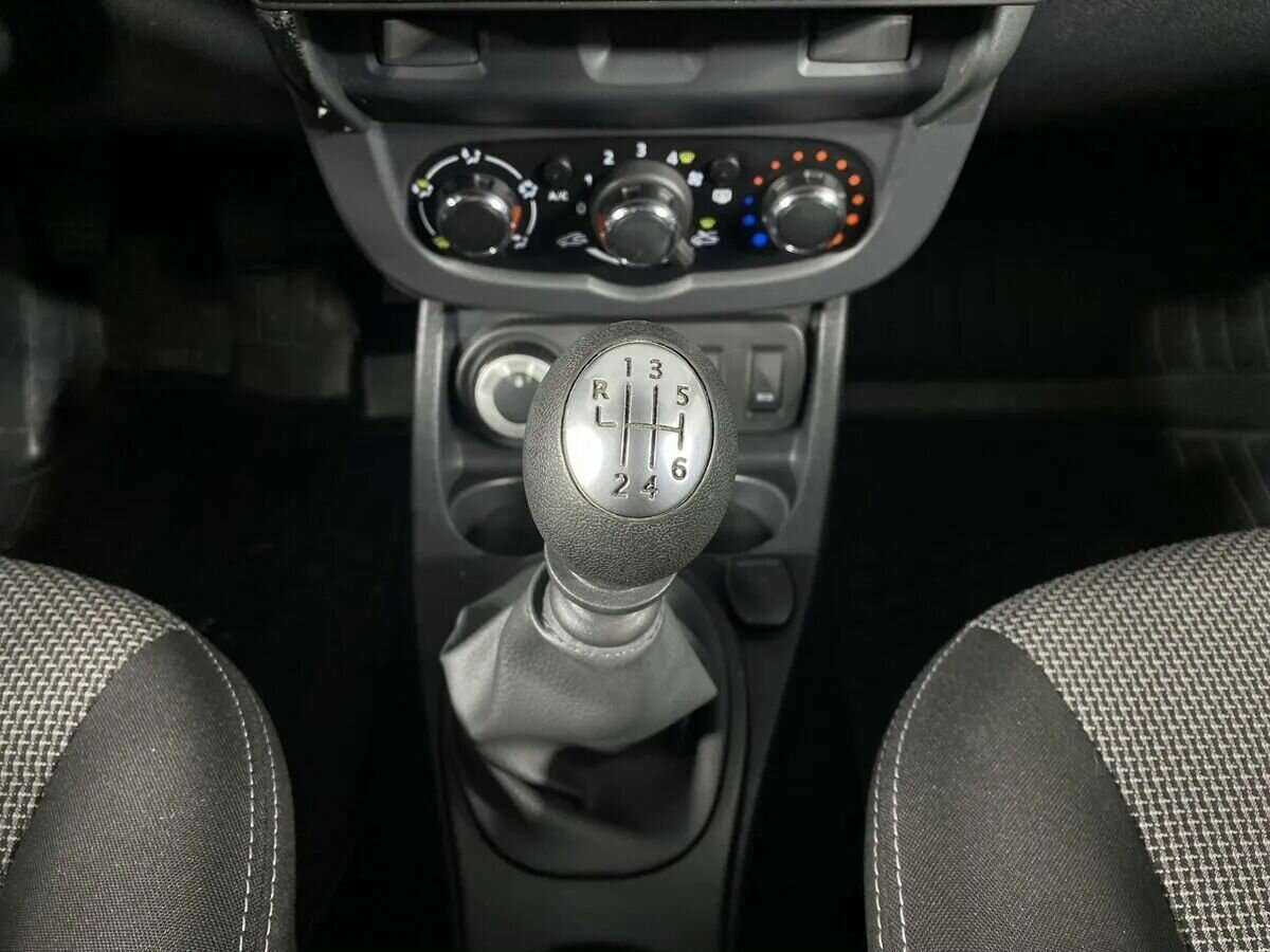 Renault Duster 2018 года с пробегом. Фото: #9