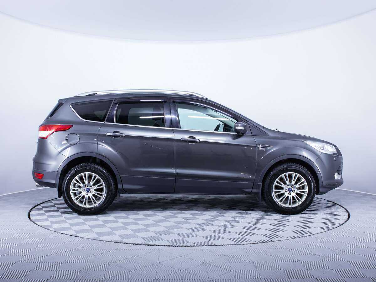 Ford Kuga 2015 года с пробегом. Фото: #3