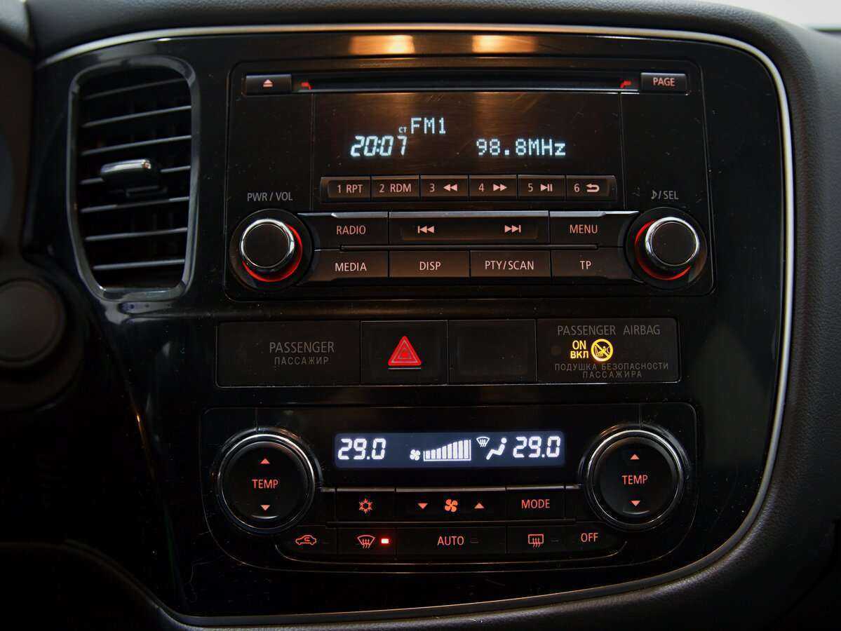 Mitsubishi Outlander 2013 года с пробегом. Фото: #7